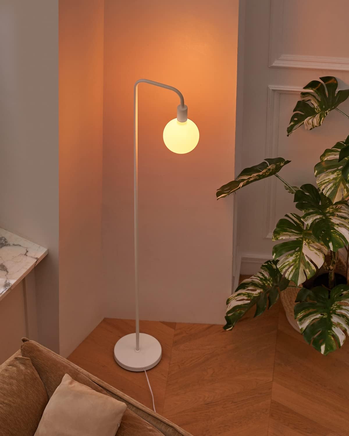 ONEWISH Floor Lamp for Living Room - Minimalist Standing Lamp with Modern LED Bulb, White Frosted Globe Glass 6", 1800K Warm Ambiant Lighting Decorative Tall Lamp for Bedroom Dorm