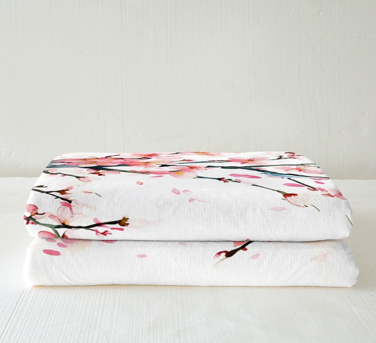 Blue Bird Bed Blanket Peach Blossom Throw Blanket Lightweight Soft Cozy Luxury Pink Flowers Fleece Blanket Cartoon Birds Flannel Blanket for Sofa Bedroom Office Travel All Season(Twin 60"x80")