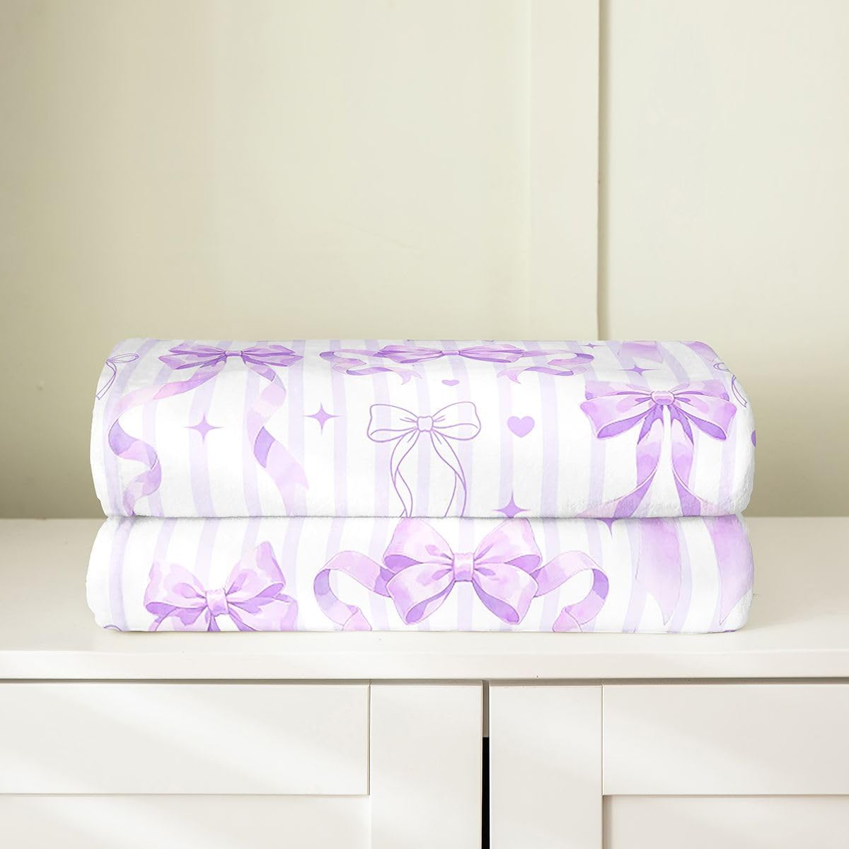 Feelyou Purple Bow Flannel Blanket Plush Fuzzy Cute Ribbon Bowknot Fleece Throw Blanket for Boys Girls Coquette Plush Sofa Throw Aesthetic Twin 60"x80" Stripe Heart Pattern for Bed Couch Chair