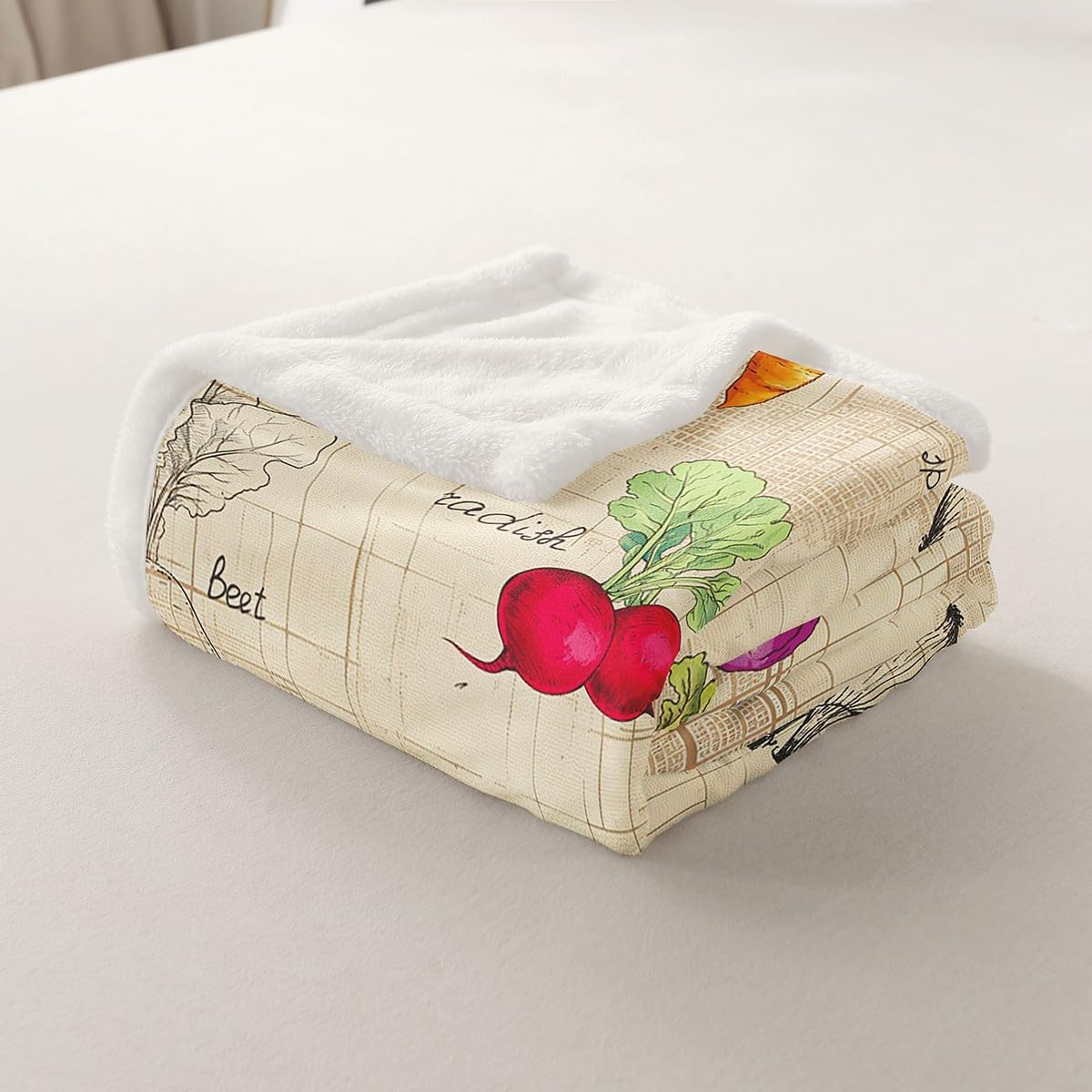 Feelyou Vegetables Fleece Throw Blanket Radish Eggplant Print Sherpa Blanket for Sofa Couch Food Theme Plush Fresh Vegetable Pattern Warm Fuzzy Room Decor 50"x60"