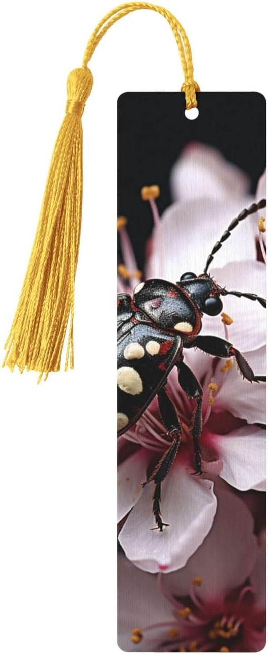 Pictures of Bugs Bookmarks Gifts for Women Men, Wooden Bookmarks for Book Lovers, Vintage Book Marks Ornaments with Tassel, Unique Personalized Reading Page Markers Gold