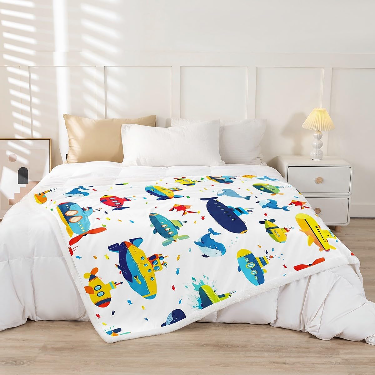 Submarines Bed Blanket Dolphin and Whale Throw Blanket Lightweight Soft Cozy Luxury Underwater World Fleece Blanket Ocean Theme Flannel Blanket for Sofa Bedroom Office Travel All Season(Twin 60"x80")