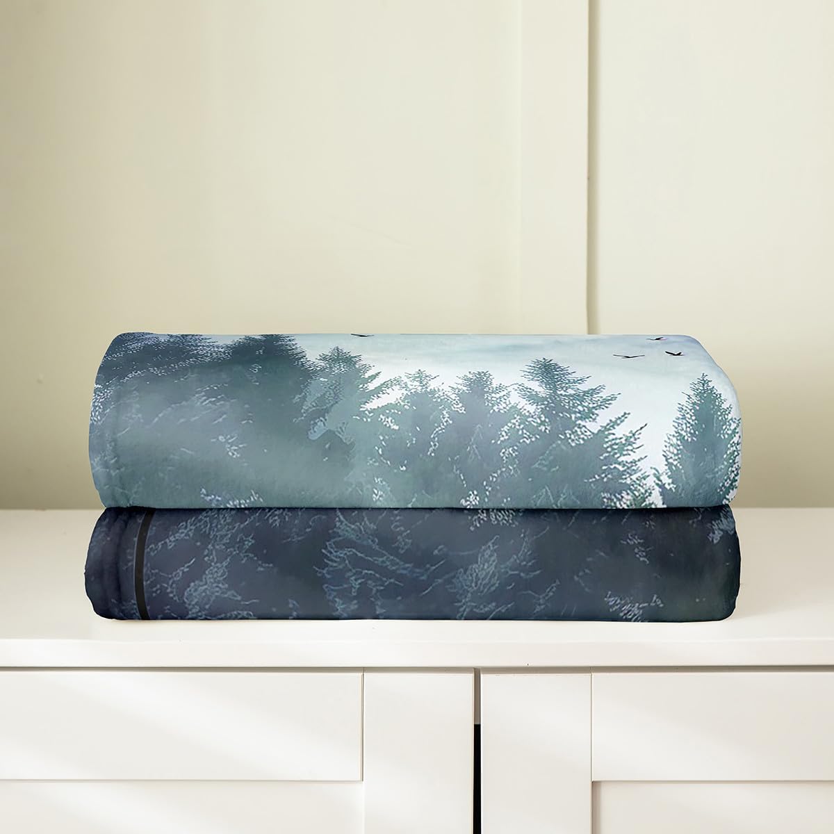 Erosebridal Pine Tree Queen Inch, Mist Botanical Fleece Throw Blanket Woodland Landscape Flannel Blanket Nature Trees Luxury Soft Mysteries Wild Animals Birds Bedroom Decor