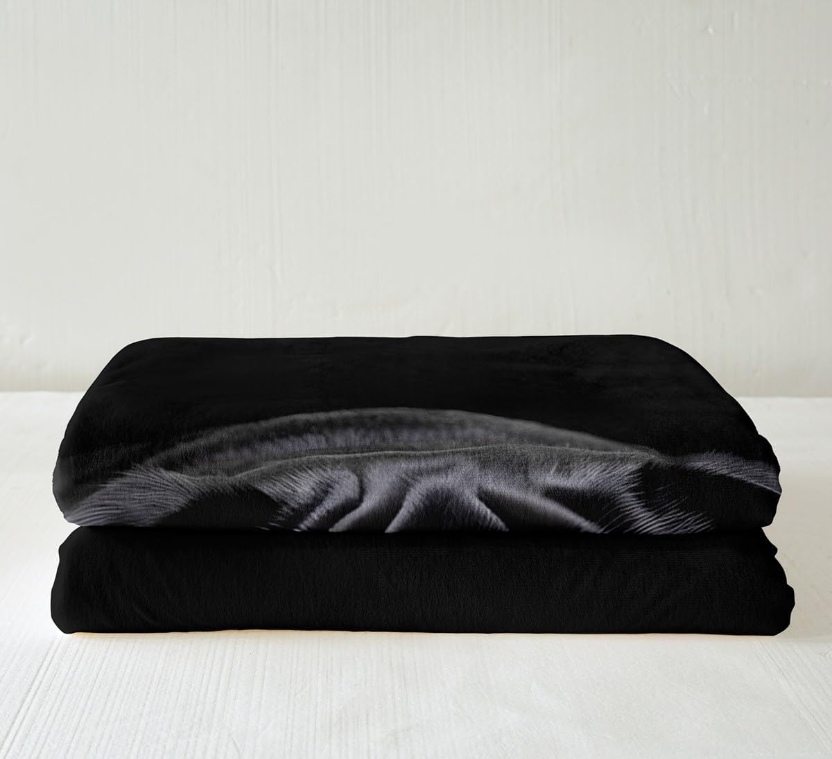 Galaxy Sherpa Blanket Black Hole Plush Blanket Chic Colorful Starry Sky Fleece Throw Blanket for Sofa Couch Bed Sci-fi Style Warm Fuzzy Blanket Ultra Soft Room Decor Throw 50"x60"