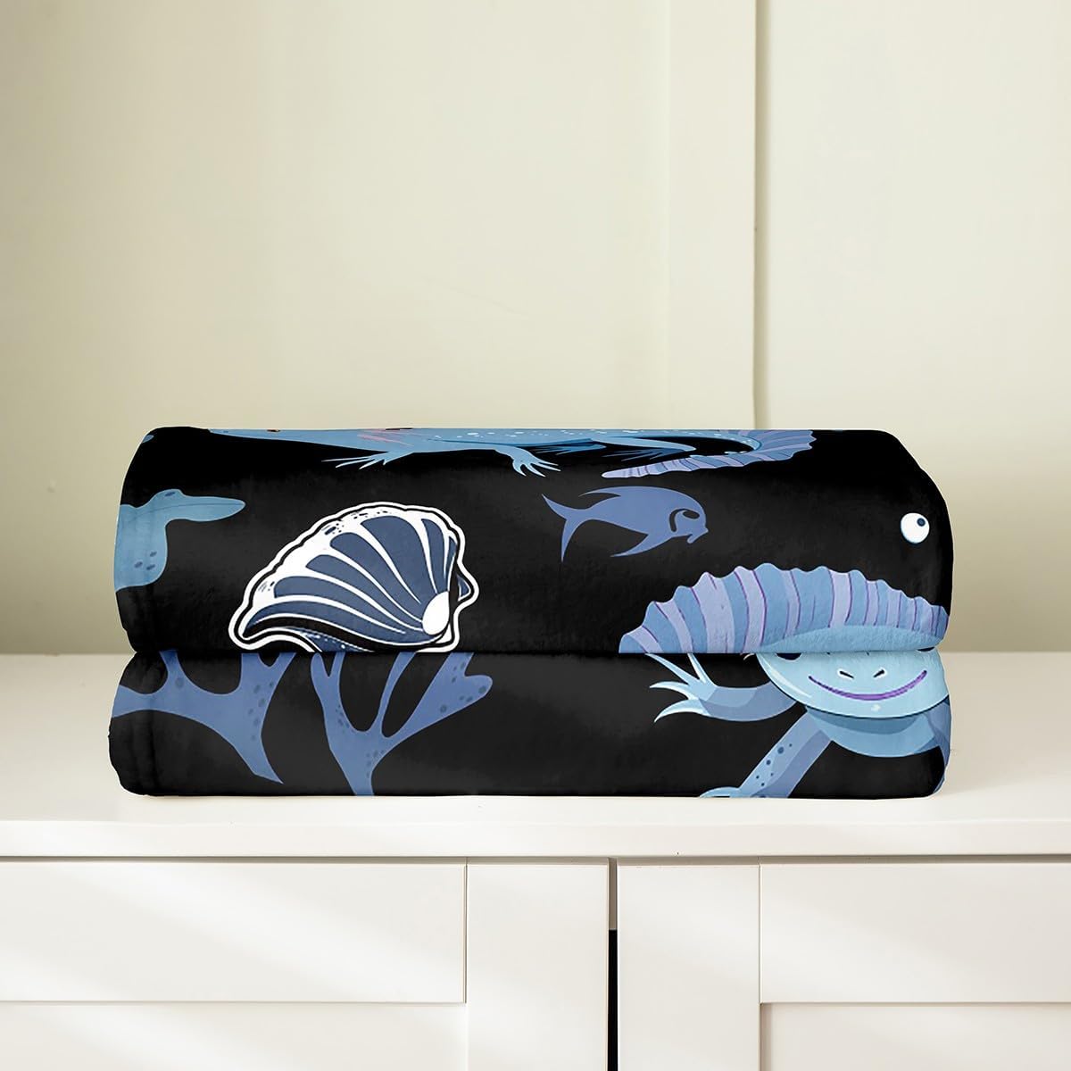 Cartoon Axolotl All Season Bed Blanket, Kawaii Axolotl Fleece Fuzzy Plush Blanket 3D Animals Flannel Throw Blanket, for Bed Sofa Couch Kids Salamander Black Blue Ultra Soft Room Decor Queen 90"x90"