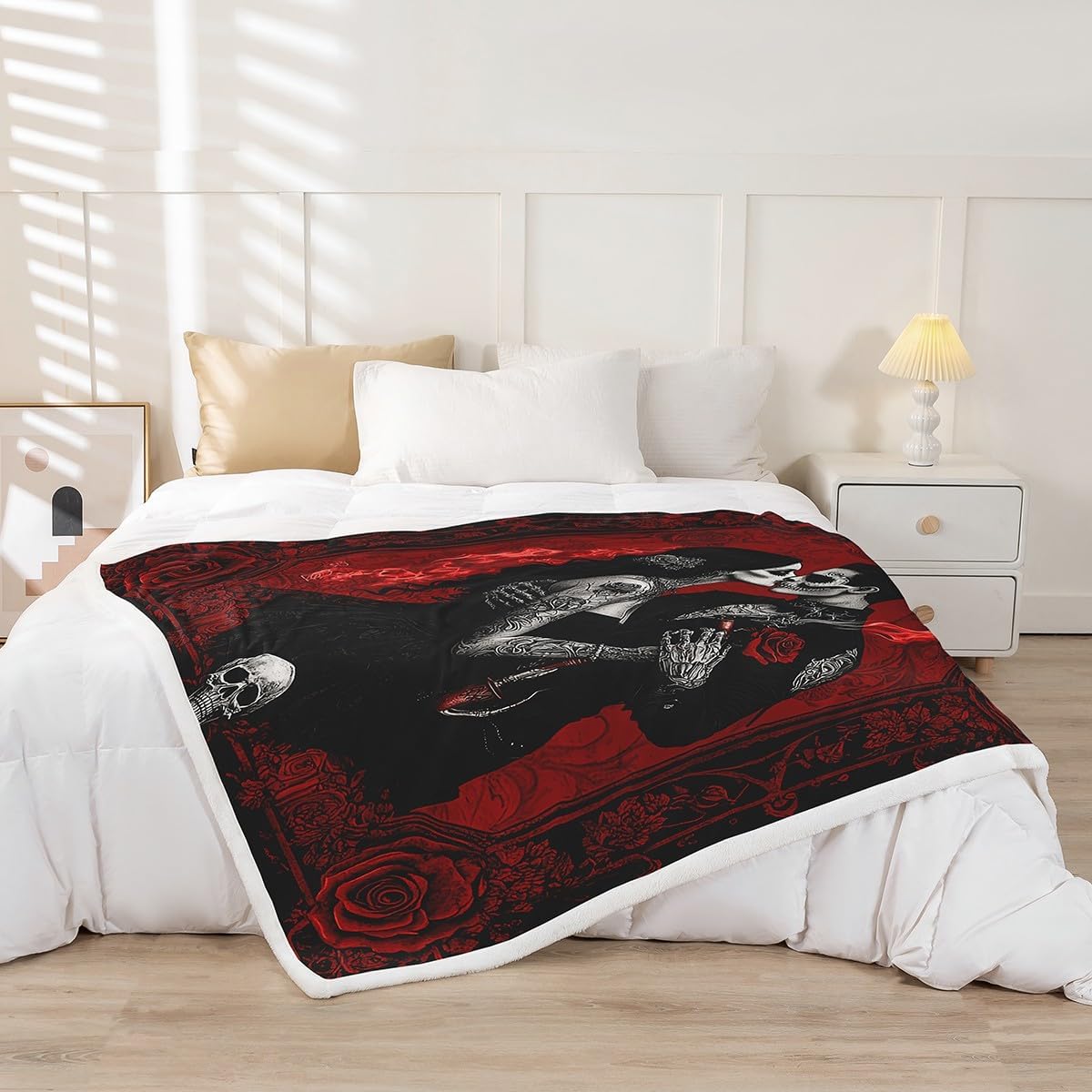 Erosebridal Skull Couple Blanket,Kissing Lovers Skeleton Throw Blanket 40x50,Vintage Rose Flower Fleece Blanket,Gothic Spooky Lover Sherpa Blanket Valentine's Day Fuzzy Blanket