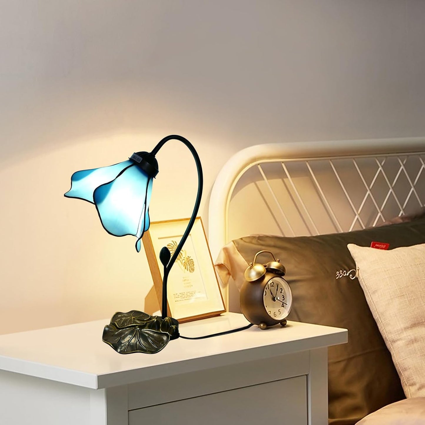 Tiffany Table Lamp Blue Lotus Stained Glass Lamp 8" Wide 14" Tall Bedside Table Light Desk Lamps Vintage Reading Lamp with Color Changing LED Bulb