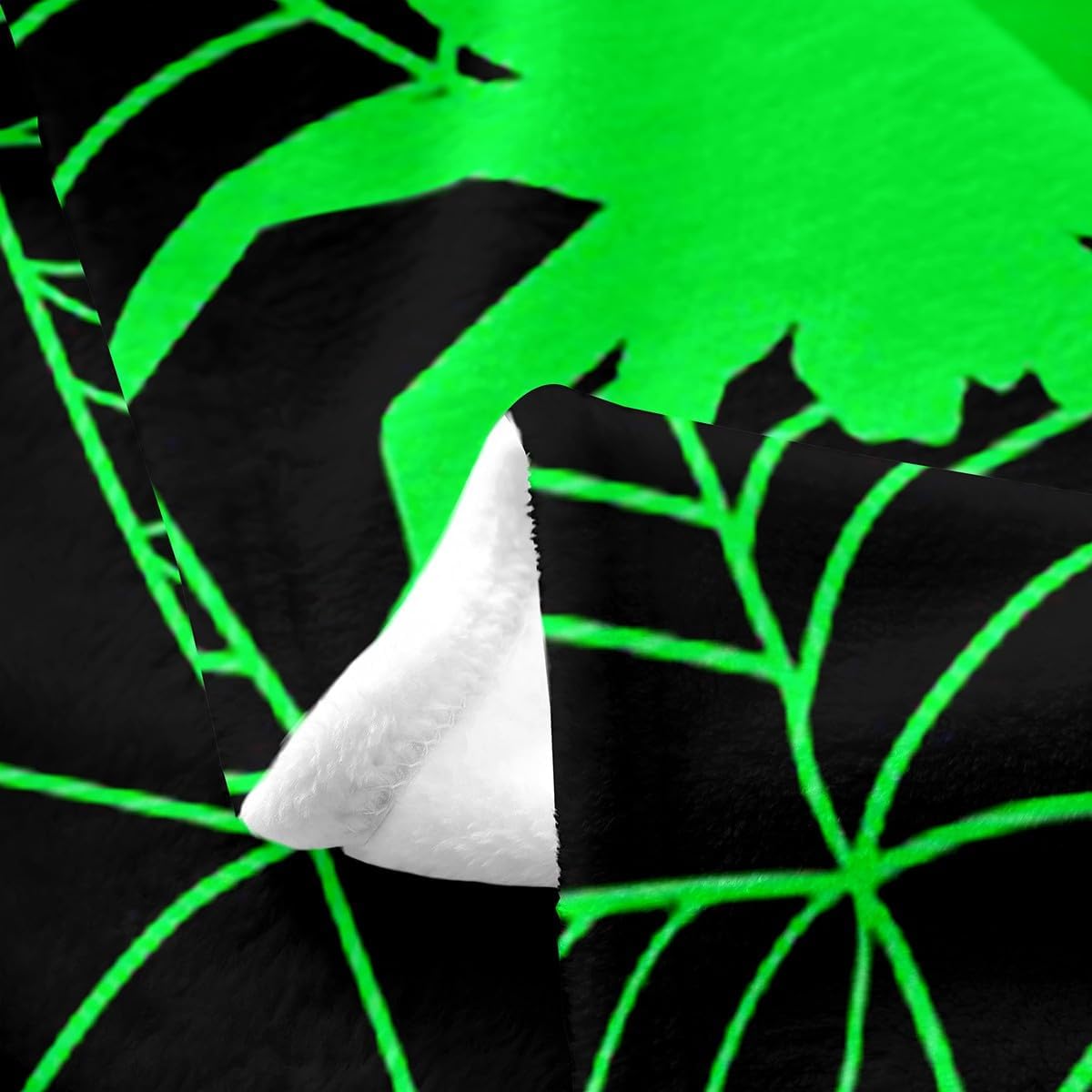 Feelyou Halloween Themed Spider Web Plush Throw Blanket, Fluorescent Green All Season,Blanket for Sofa Couch Decorative Scary Spider Flannel Fleece Blanket Spider Animal Bedroom Queen 90"x90"
