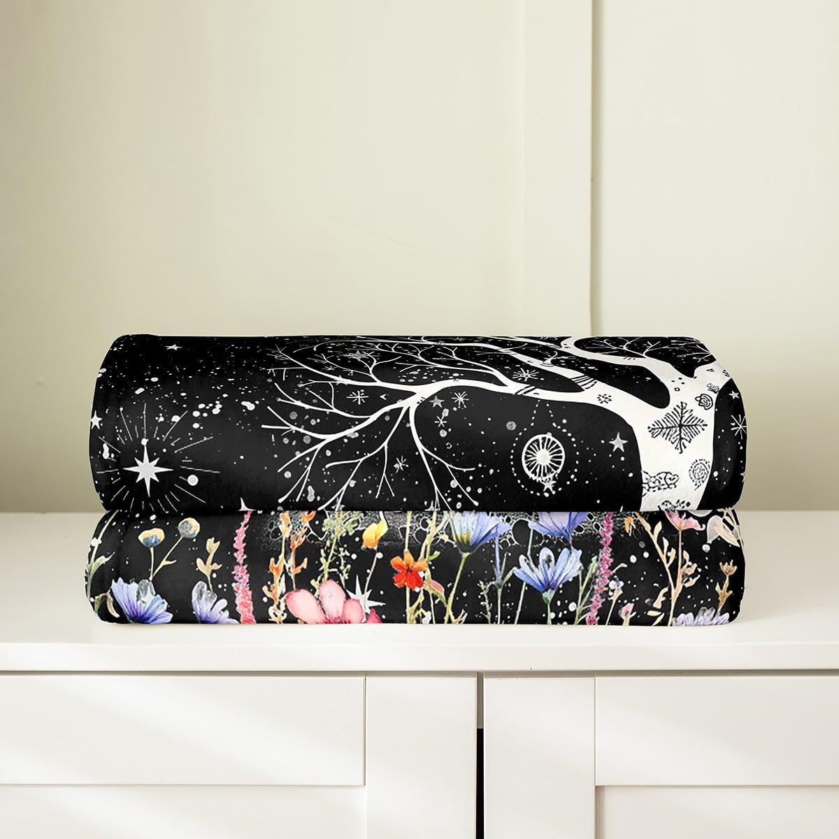 Feelyou Sun Moon Blanket Boho Exotic Cat Plush Throw Blanket, Bohemian Floral Flannel Fleece Blanket for Women Men Room Decor Galaxy Animals Throw 50"x60"