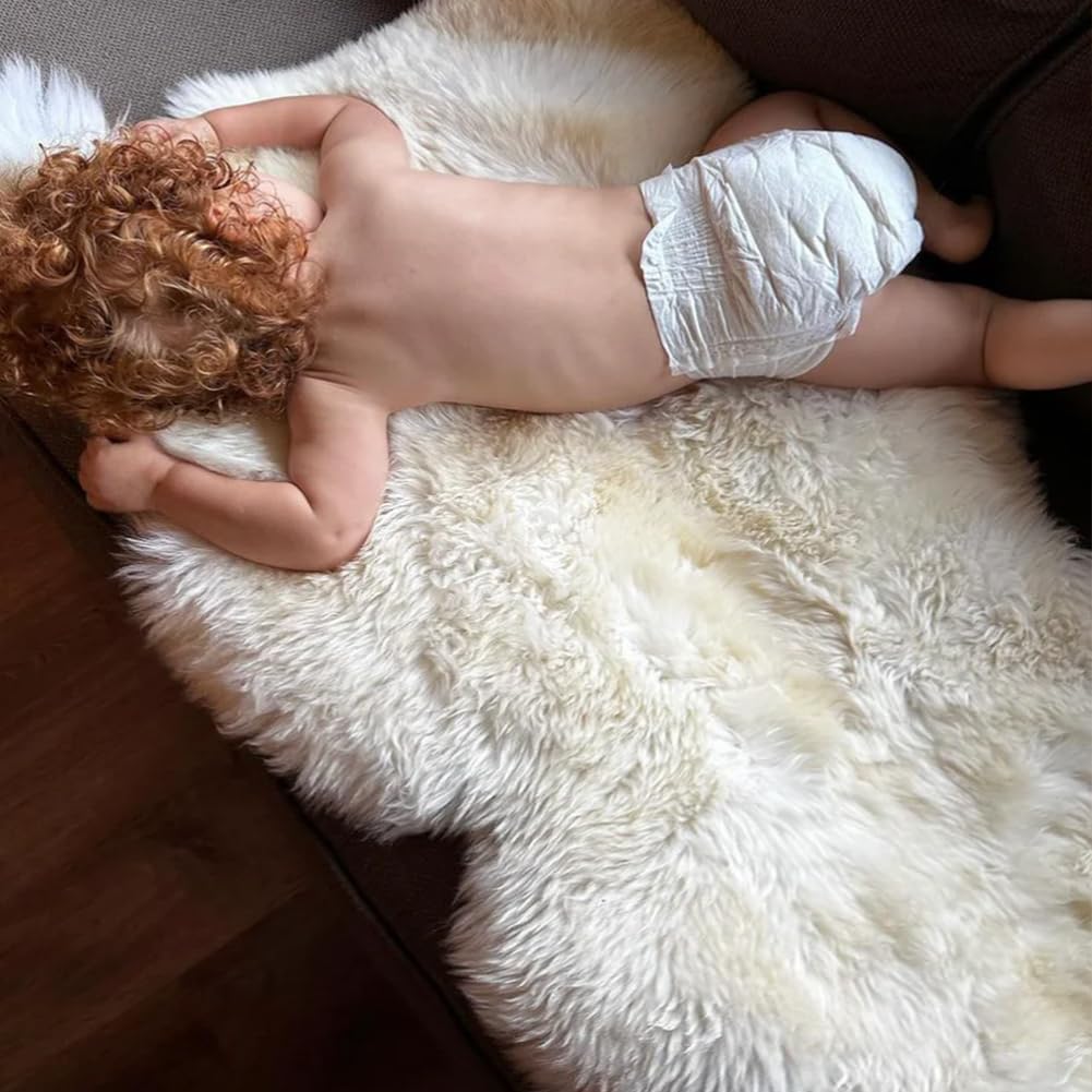 WL&ALLEN Genuine Sheepskin 100% New Zealand Sheepskin Wool Area Rug |Single & a Half Pelt 2'x 4'3'', Ivory White