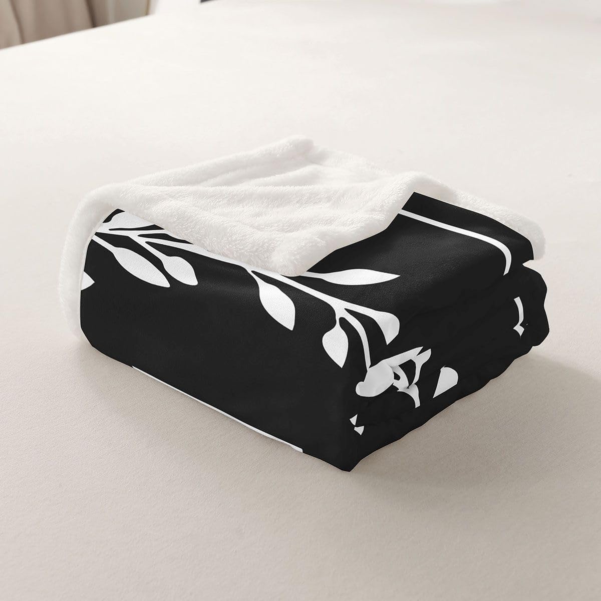 Erosebridal Initial Letter Z Baby Size Sherpa Blanket Black White Fuzzy Plush Throw Personalized Gifts for Women Men Frends Boho Floral Leaves Fleece Blanket Minimalist Branches Decor for Sofa Couch