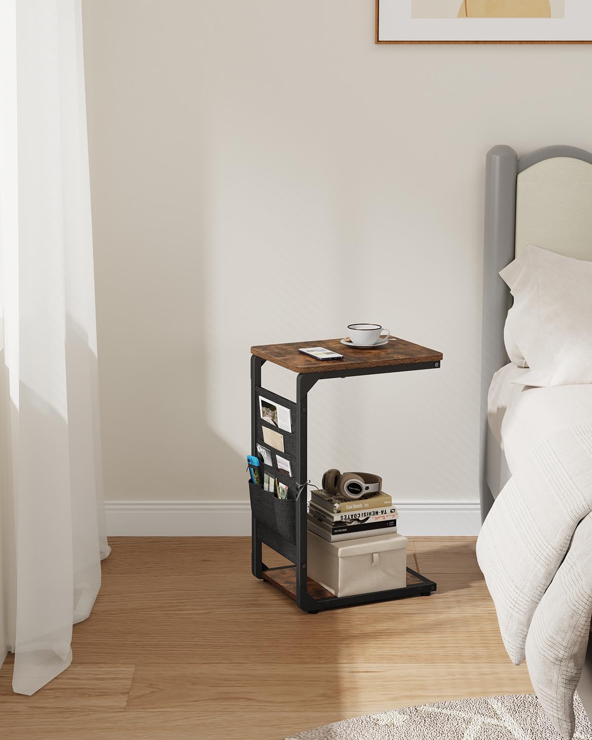 Narrow C-Shaped End Table with Storage Bag, Small Couch Side Table, Sofa TV Tray Table for Living Room, Bedroom, Bedside ET-P-BR1