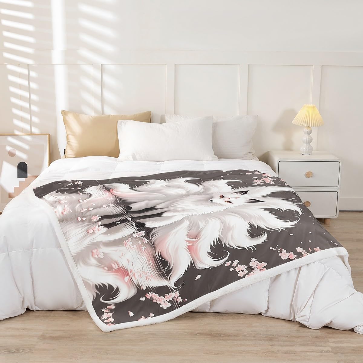 White Fox Bed Blankets,Japanese Style Ukiyo-e Throw Blanket Kids Boys Teen Adult Room Decor,Pink Cherry Blossom Fleece Blanket Wild Animal Sakura Pattern Fuzzy Blanket,50"×60"