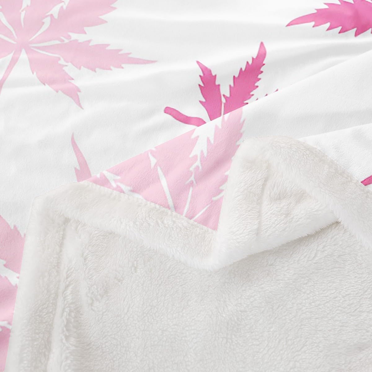 Girls Marijuana Weed Leaf Fleece Throw Blanket for Kids Women Cannabis Leaves Sherpa Blanket Marijuana Leaf Botanical Plush Blanket Pink White Decor Fuzzy Blanket for Sofa Bed Couch,Twin 60x80 Inches