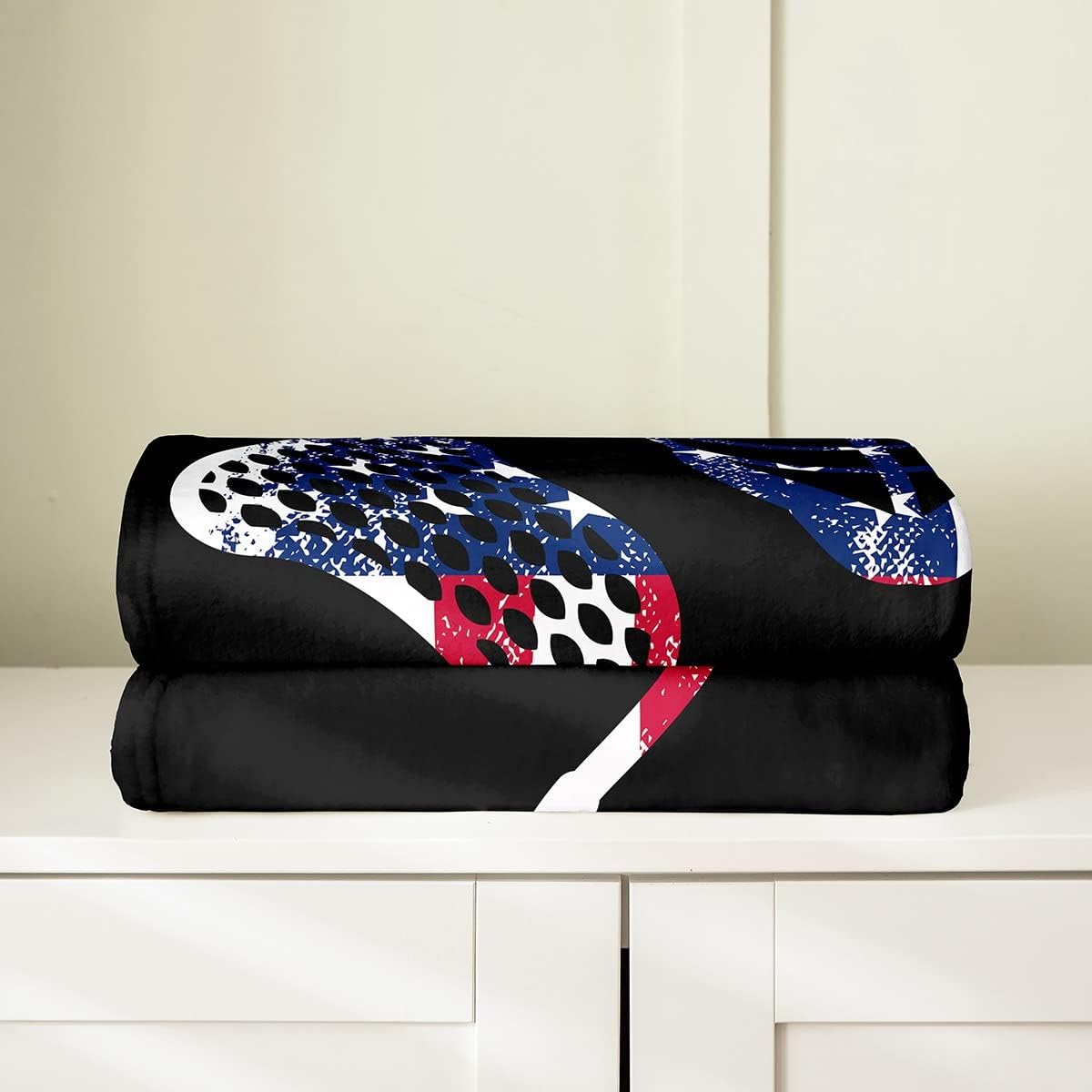 Lacrosse Throw Blanket for Girls Boys Kids Grunge Lacrosse Player Fleece Blanket Throw 50x60,Sports Theme Fuzzy Blanket,Gift for Lacrosse Lover,American Flag Flannel Blanket Living Room Decor