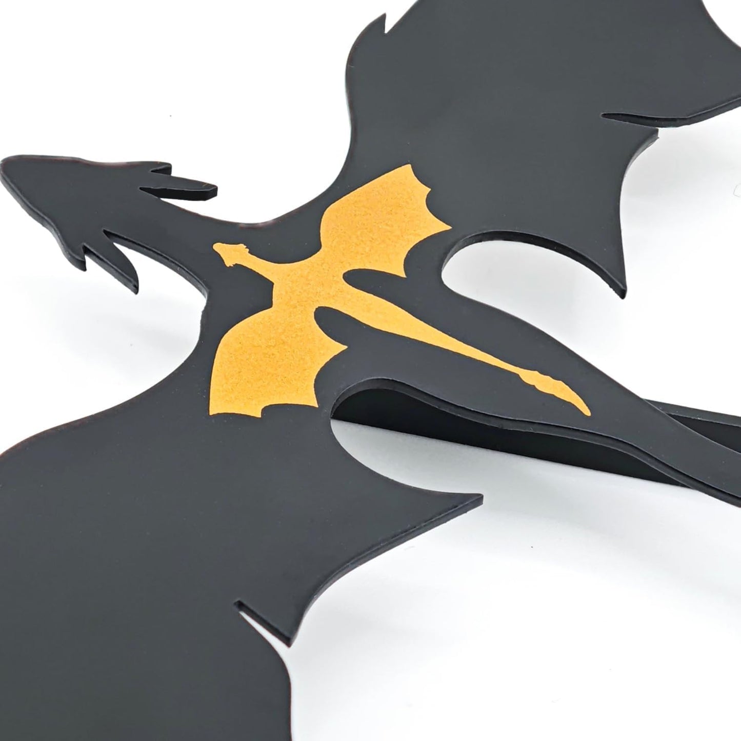 Metal Fantasy Dragon Shelf Decor – 4th Wing Dragon Silhouette Bookend Ornament for Fantasy Readers and Book Lovers, 6.7" Wide Standing Bookshelf Decoration