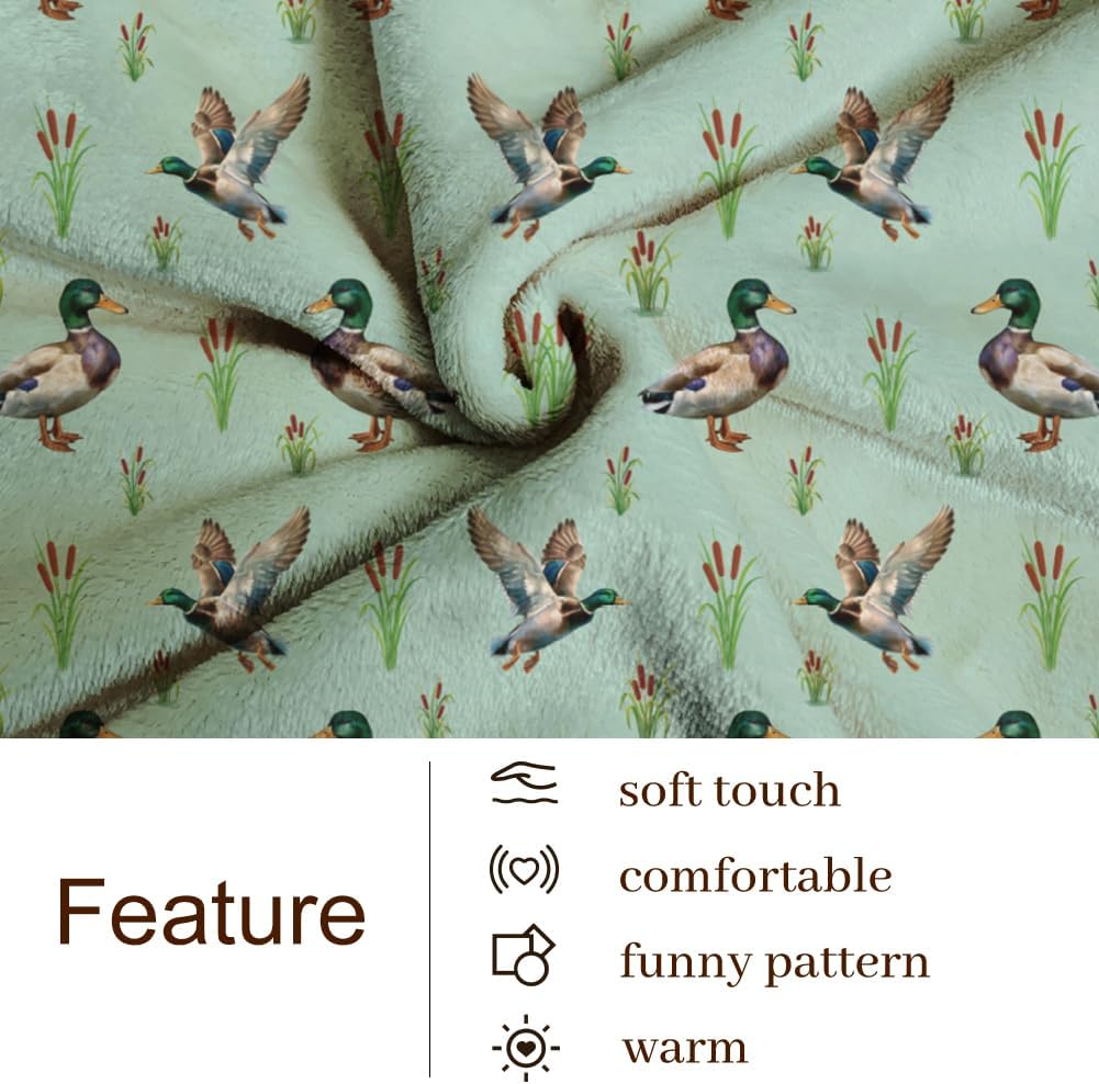 WADORN Wild Mallard Duck Throw Blanket, 500GSM,Cozy Soft Ducks Reeds Throw Blanket Fuzzy Flannel Fleece Animal Blankets Decorative Duck Lover Gifts for Office Living Room Sofa Bed Couch, 59x51 Inch