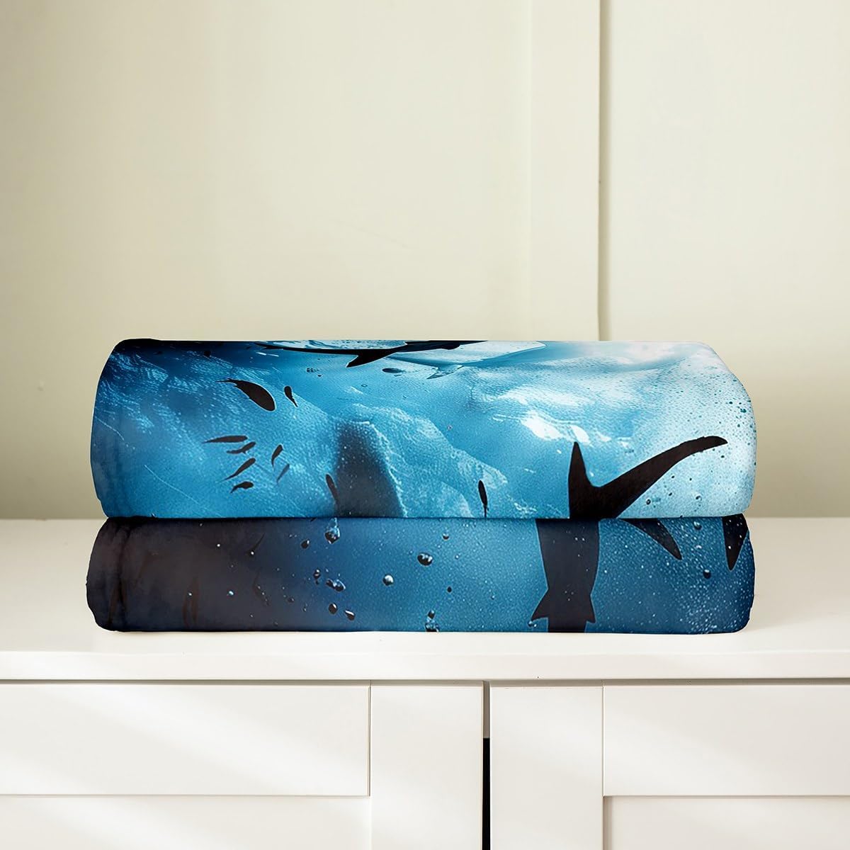 Erosebridal 3D Shark Fleece Blanket Twin 60x80,Boys Shark Flannel Blanket,Hunting Marine Life Fuzzy Plush Throw Nautical Lovers Creature Blankets for Adults,Summer Fish Ocean Room Decor
