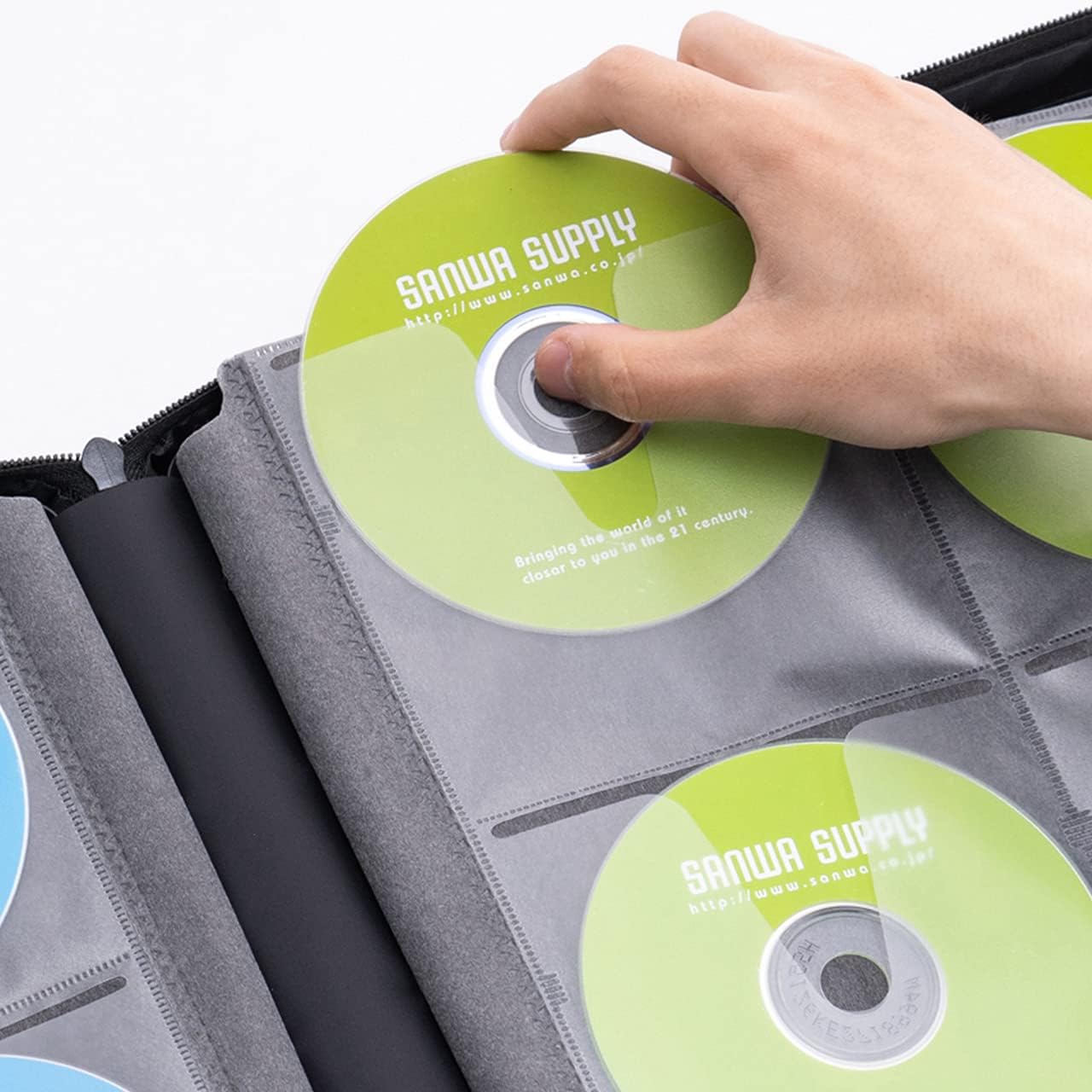 SANWA 320 Capacity CD Case, Large CD Sleeves, Portable DVD VCD Storage Box, Portable Zipper Bag, EVA Protective Blu-ray Wallet with Handle, For Car, Home, Office, Games Disc, Audio Music, Black