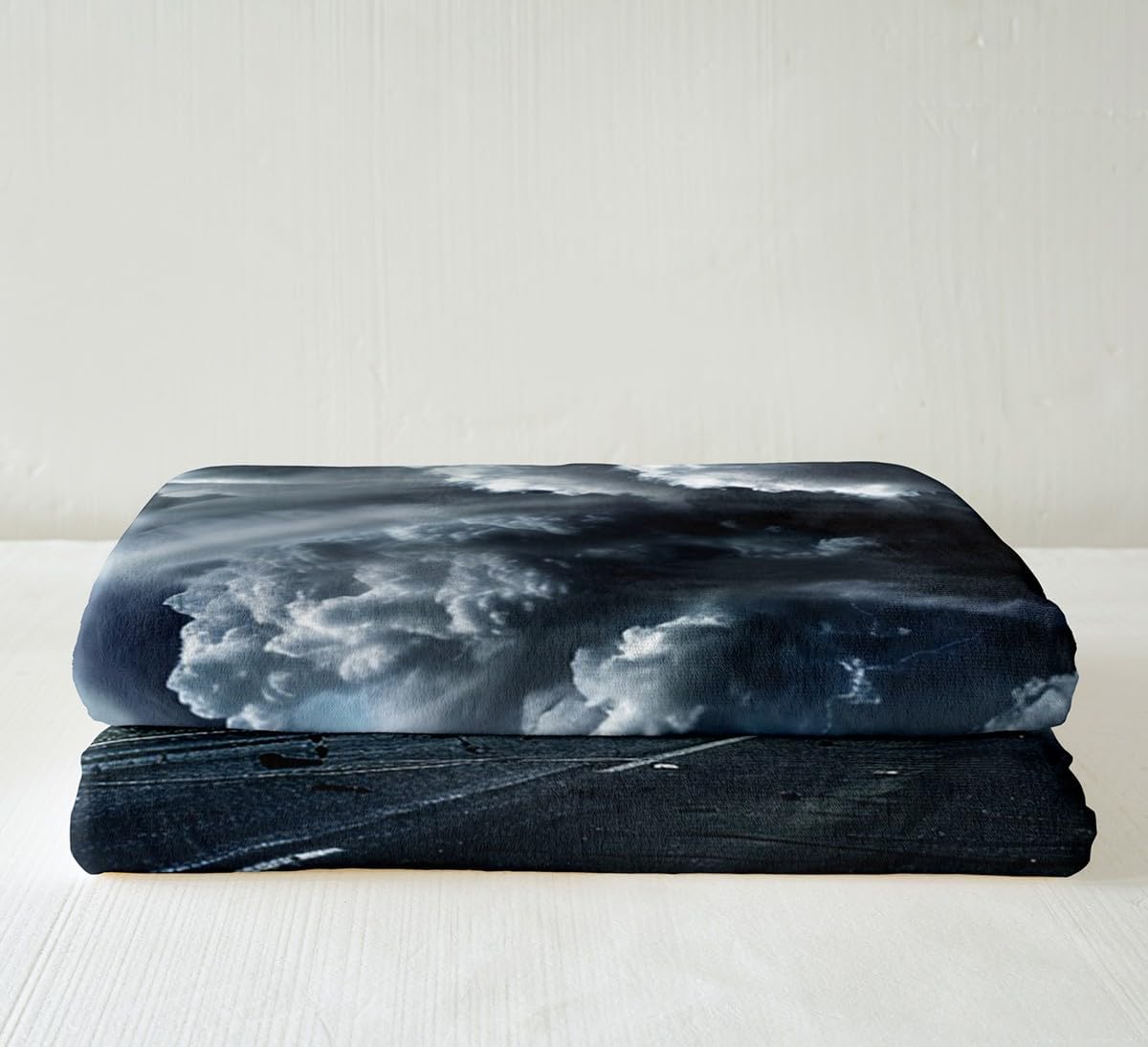Tornado Theme Plush Blanket Tornado and Lightning Pattern Sherpa Blanket Nature Black Gray Unique Fleece Throw Blanket for Couch Bed Sofa Adults Fuzzy Blanket Ultra Soft Room Decor Throw 50"x60"