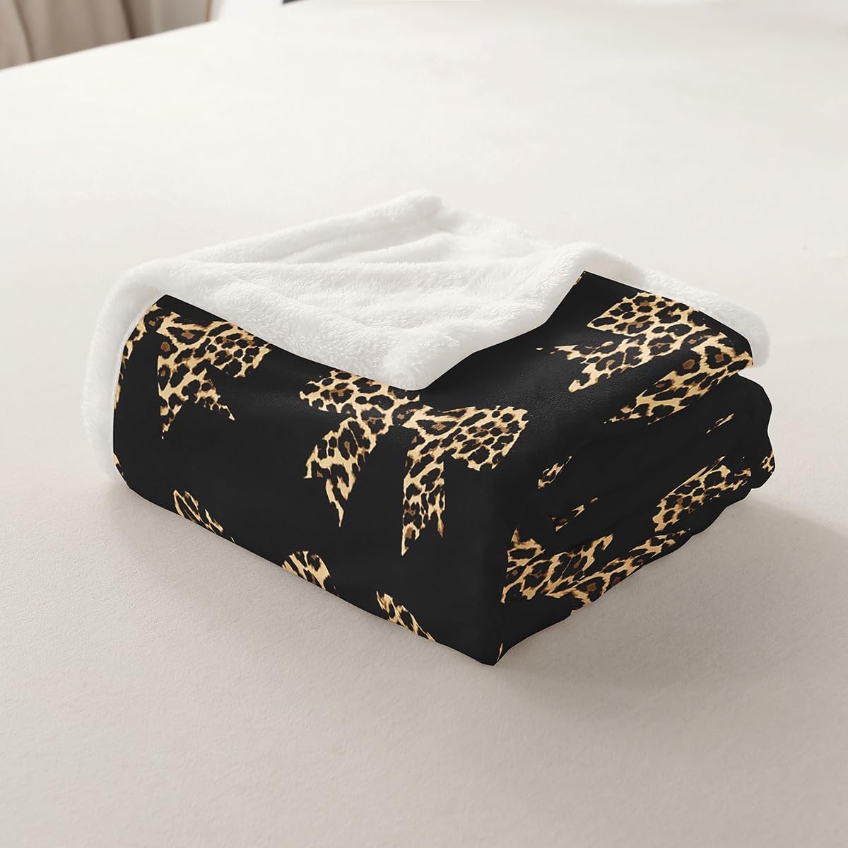 Erosebridal Cheetah Bow Blanket Throw 50x60,Coquette Bowknot Throw Blanket for Kids Boys Girls Women,Brown Abstract Leopard Print Fuzzy Fleece Blankets