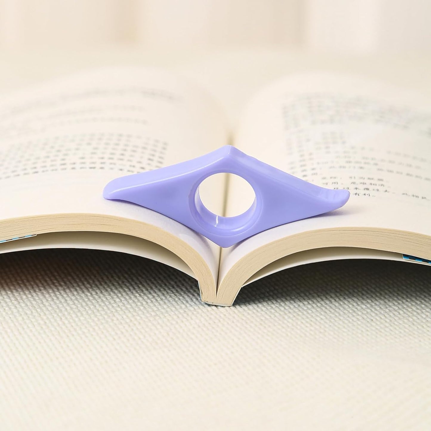 Purple Book Page Holder Thumb Book Holder Ring Book Opener Bookmark Reading Accessories for Teachers Literary Readers Book Covers and Book Accessories,Page Holder Reading Ring Holder