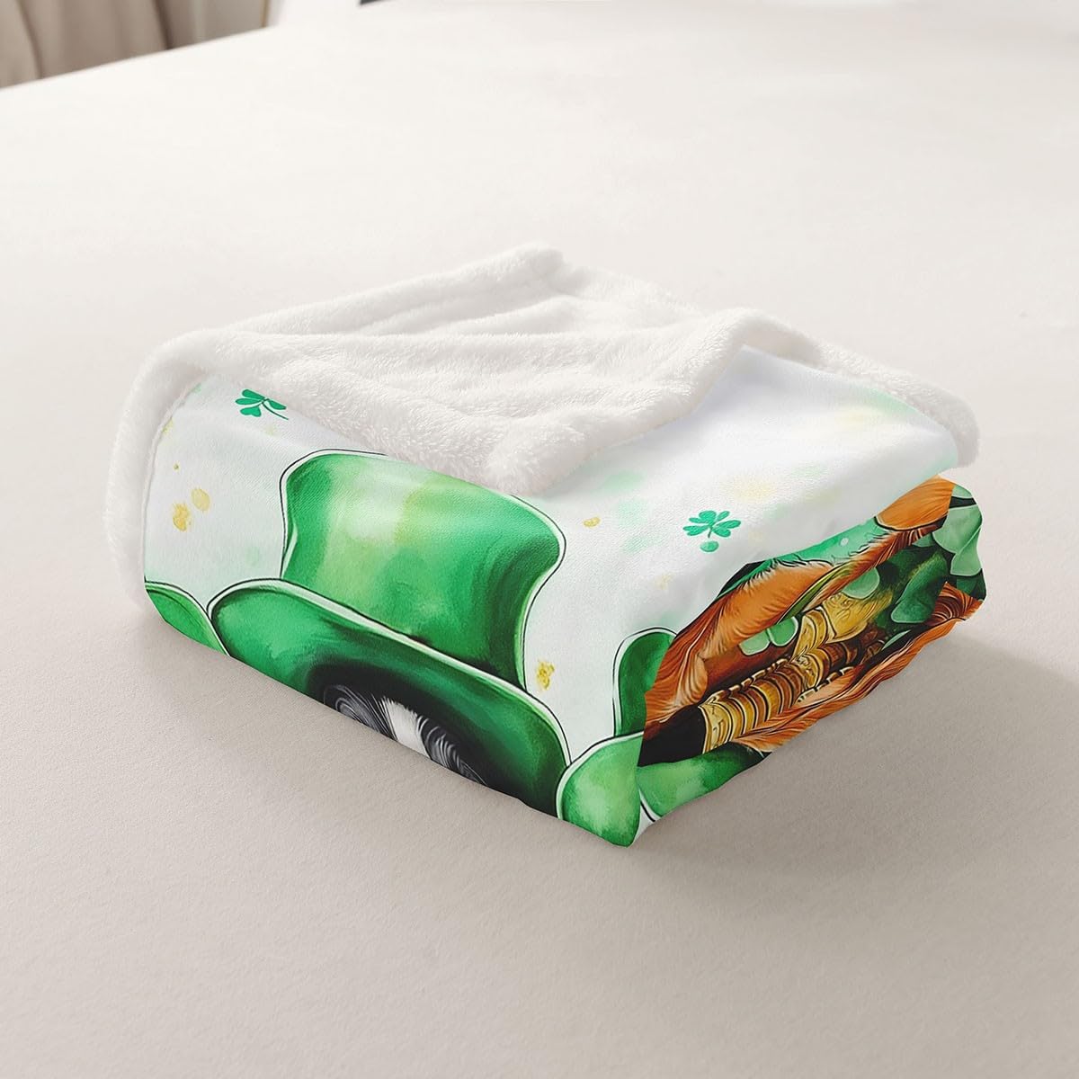 Cute Dogs Throw Blanket Throw 50x60 Happy St.Patrick's Day Irish Style Fuzzy Blanket for Kids Teens Adults Green Lucky Clover Hat Gold Coins Fleece Blanket for Chairs Party