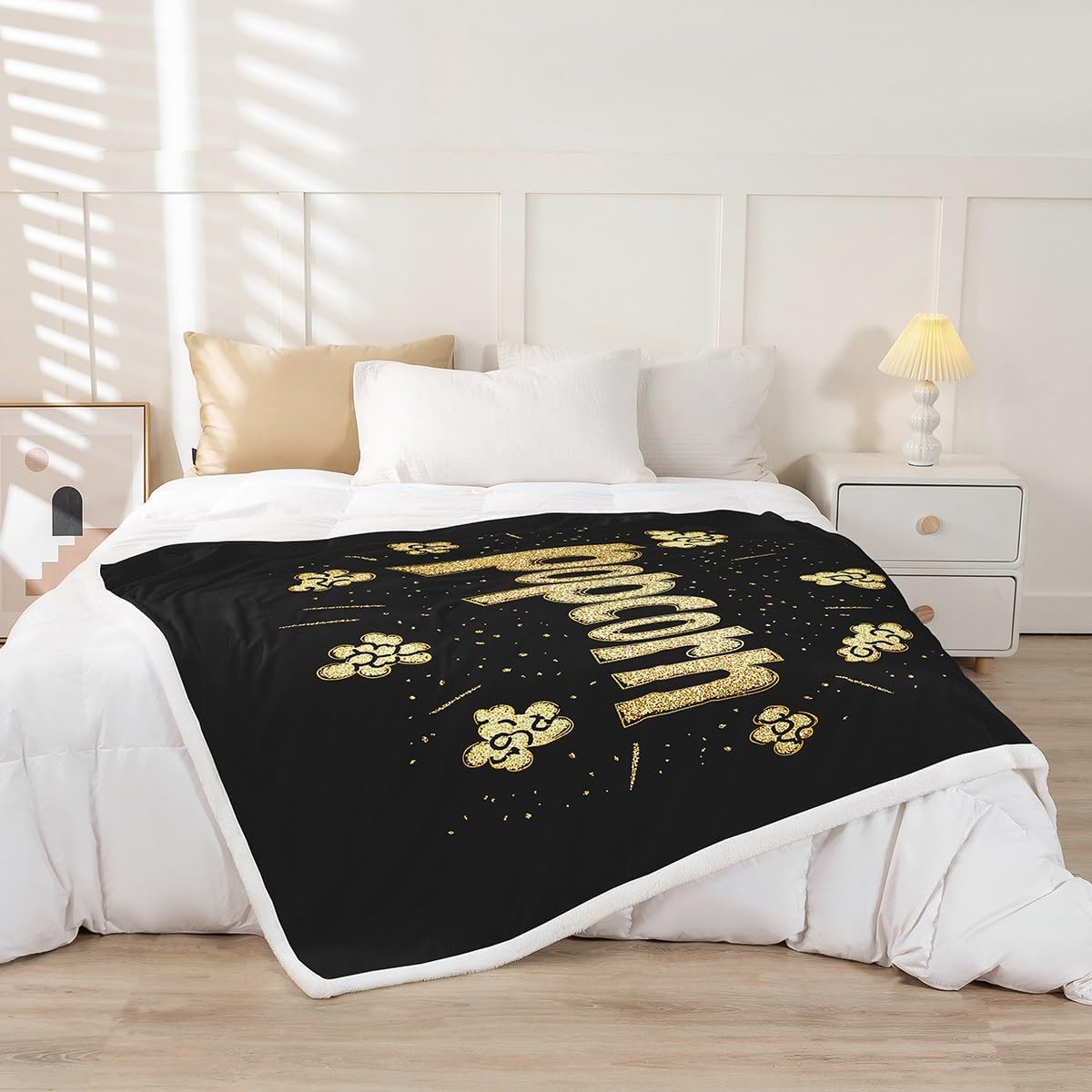Feelyou Popcorn Golden Black Plush Blanket Movie Theater Fleece Throw Blanket for Children Vintage Cinema Movie Theater Sherpa Blanket Old Fashion Room Decor Room Decor 40"x50"