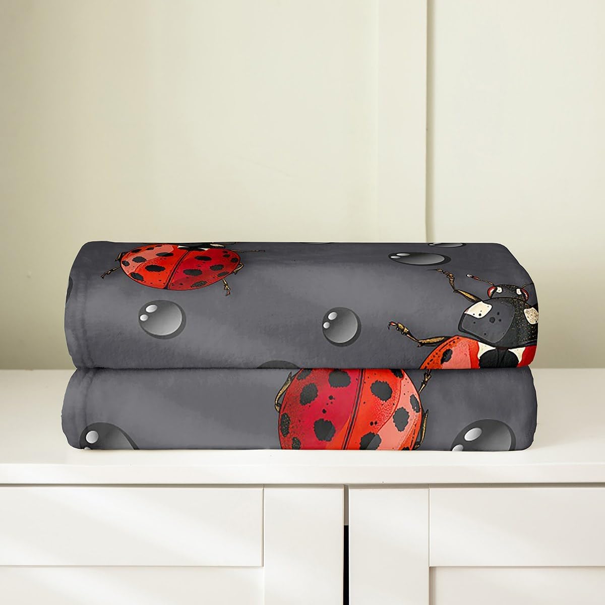 Erosebridal Red Ladybug Blanket, Cartoon Ladybugs Throw Blanket Throw 50x60, Cute Ladybird Reptile Fleece Blanket, Lady Beetle Raindrop Fuzzy Blanket for Kids Boys Girls Bedroom Living Room, Grey