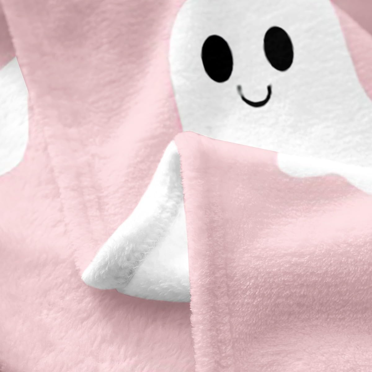 Erosebridal Pink and White Ghost Flannel Blanket Baby 30x40 Cute Funny Ghost Fleece Blanket for Sofa Couch Spooky Horror Ghost Fuzzy Plush Throw Halloween Theme Pattern