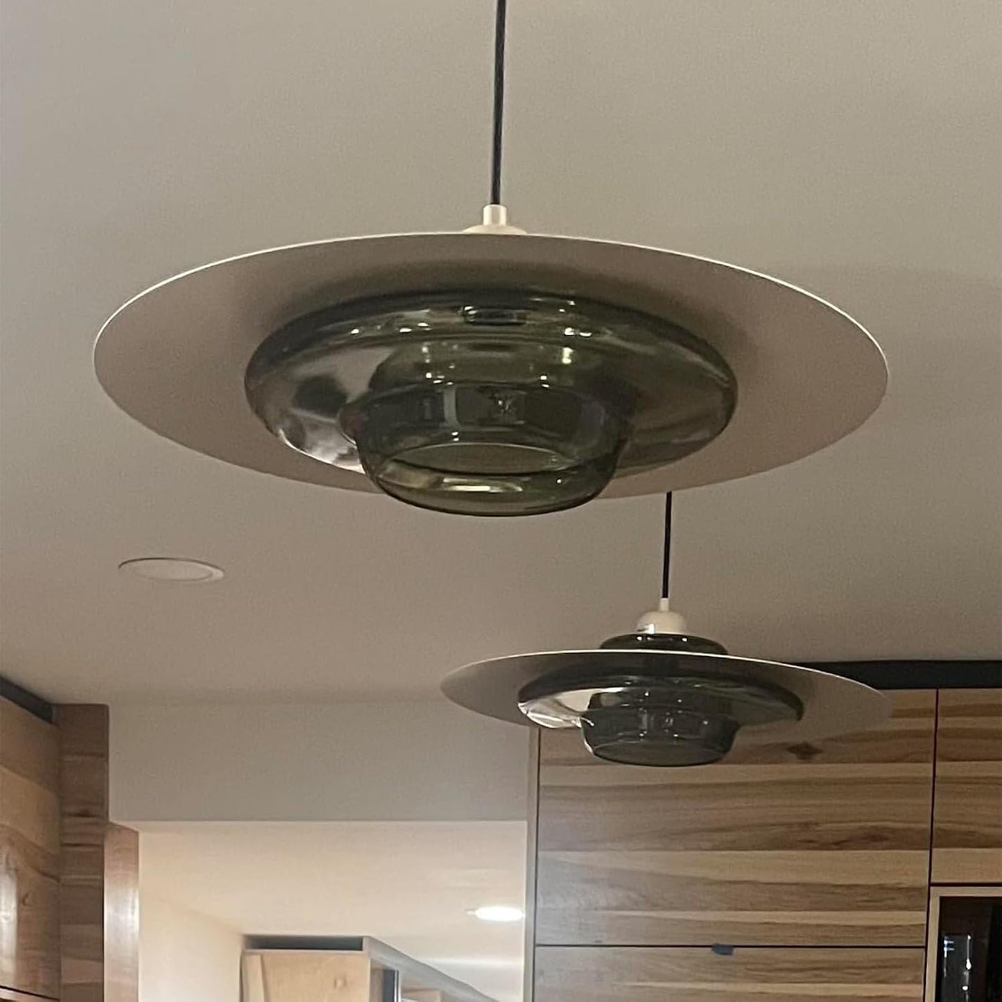TeHenoo Modern Pendant Light,Light Brown Shade,Deep Green Clear Glass Lamp,Adjustable Mid Century Pendant Lighting for Kitchen,Dining Room,Living Room