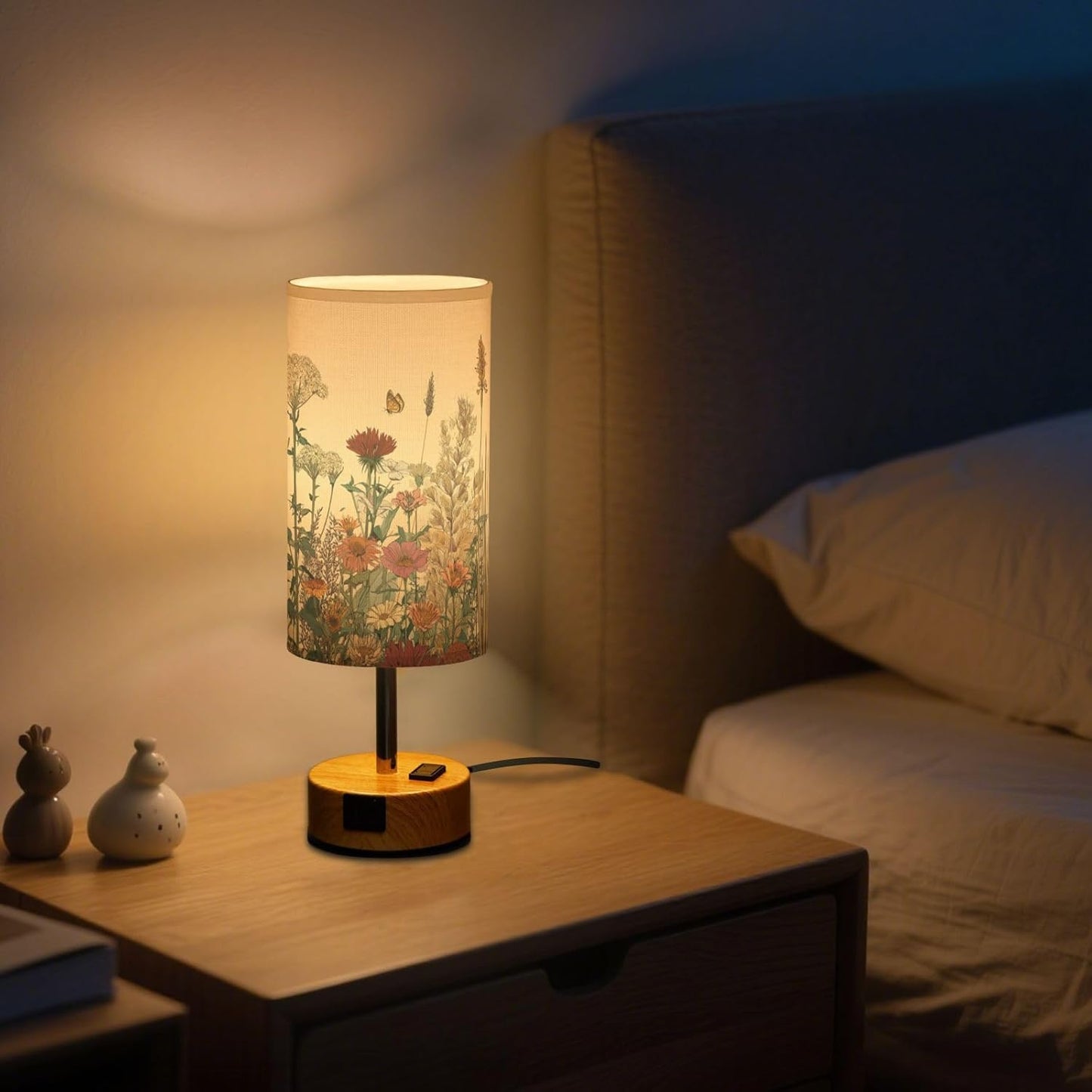 Dimmable Vintage Farmhouse Wildflowers Table Lamp with 2 USB C Charging Ports & AC Outlet, Touch Lamps for Nightstand Bedside Small Lamp Night Stand Side Light for Bedroom/Desk, 14 in