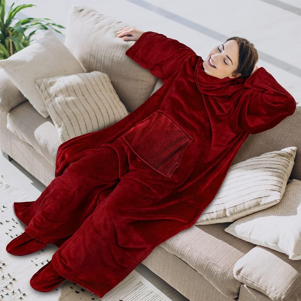 PAVILIA Fleece Blanket with Sleeves, Foot Pockets for Women Men Adults, Plush Wearable Blanket Throw Wrap, Warm Snuggle Blanket Robe, Cozy Gift Ideas Wife Mom, Burgundy Red