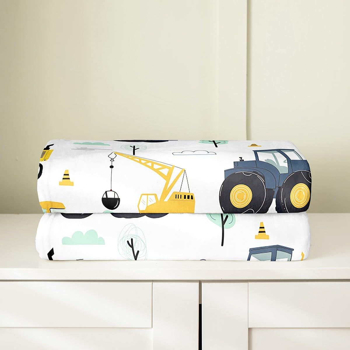 Kids Excavator Blanket 40"X50", Equipment Trucks Throw Blanket For Boys Girls Kids Children, Construction Vehicle Fleece Blanket, Cartoon Tractor Yellow Blue Vehicle Flannel Blanket Bedroom Decor