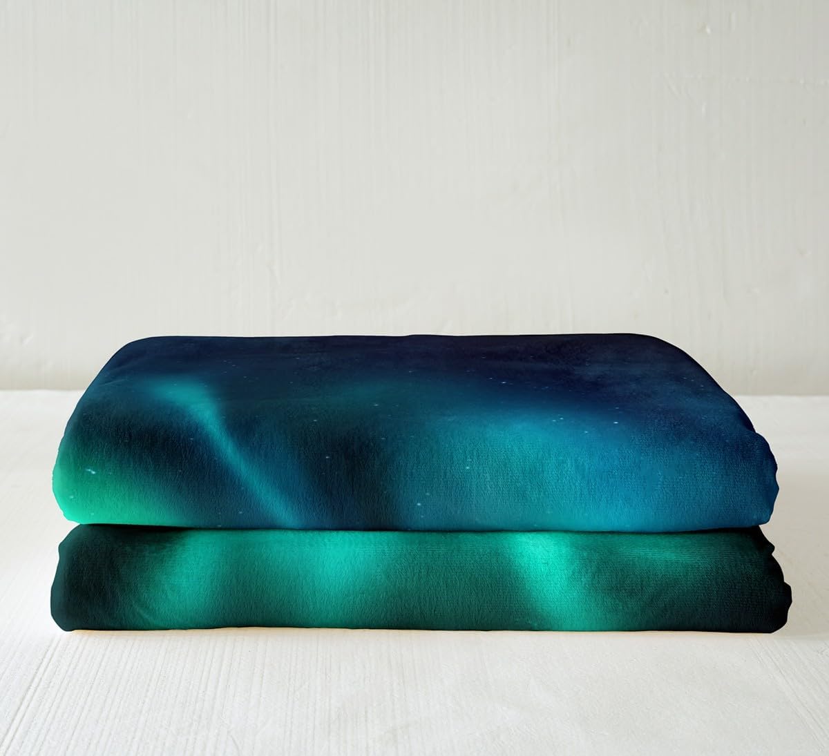 Galaxy Aurora Theme Plush Blanket Starry Sky Aurora Fleece Throw Blanket for Couch Bed Sofa Mountain Landscape Sherpa Blanket Ultra Soft Decor Iceland Scenery Fuzzy Blanket Throw 50"x60"