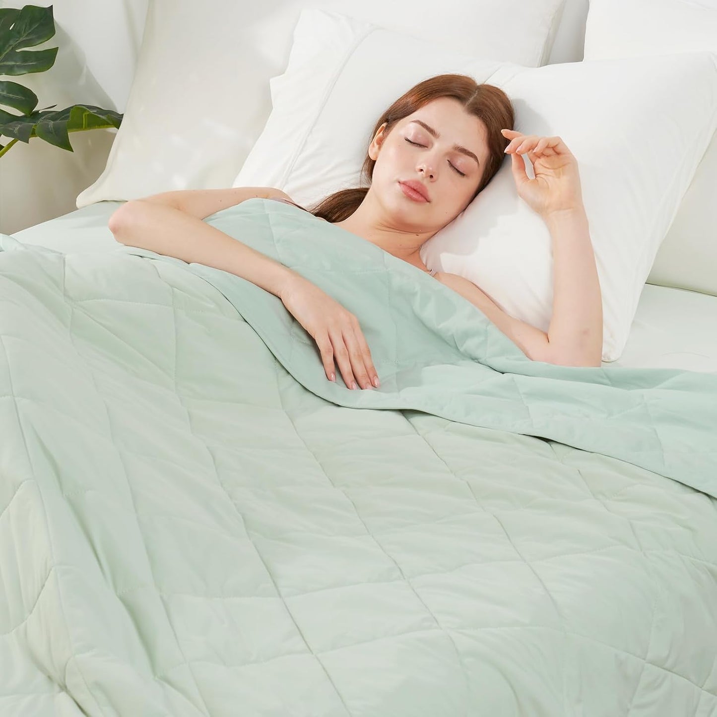 Cozy Bliss Cooling Throw Blanket for Hot Sleepers 50"x70", Q-Max 0.45 Cooling Comfort, Cold Blankets for Night Sweats Sleeping, Ultra-Cool Lightweight Breathable Summer Blanket for Couch Bed, Green