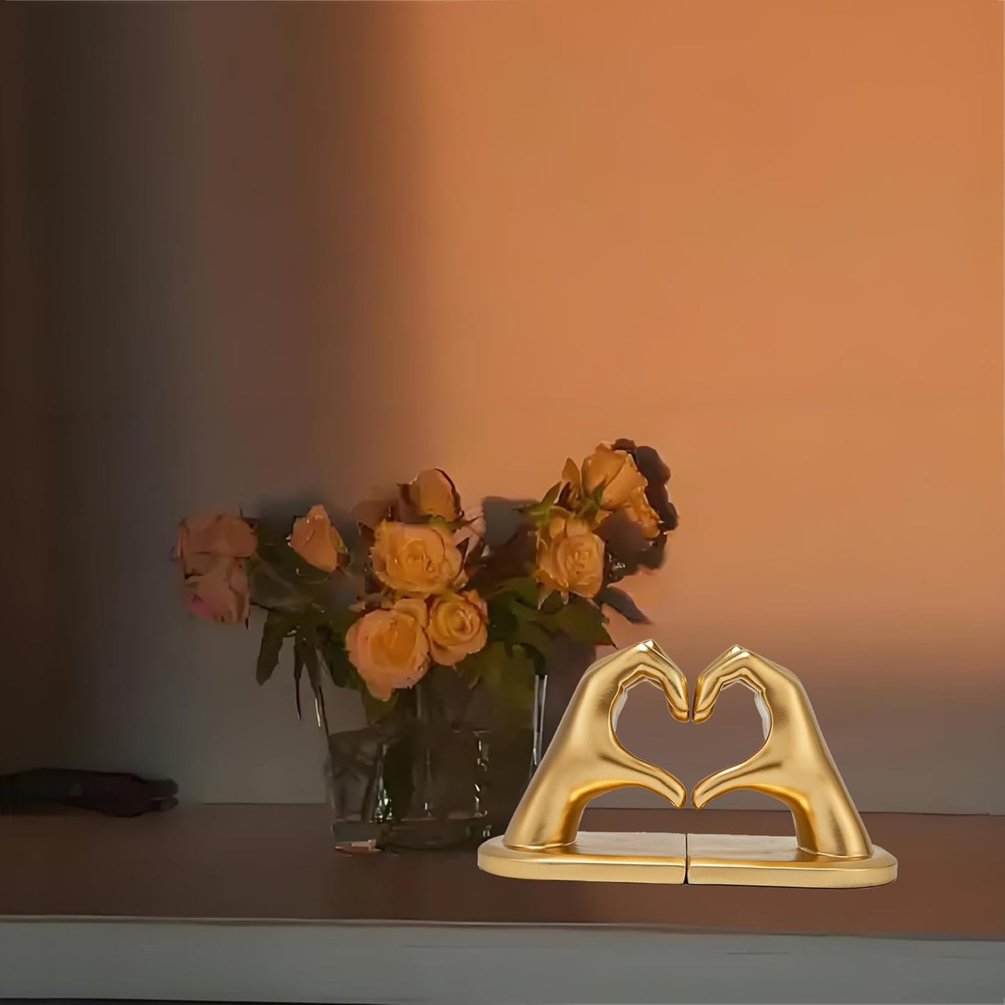 Decorative Bookends, Solid Hearthands Sculpture Book Stopper Decor Book Holder for Shelf Home Office Bedroom Living Room (Gold)