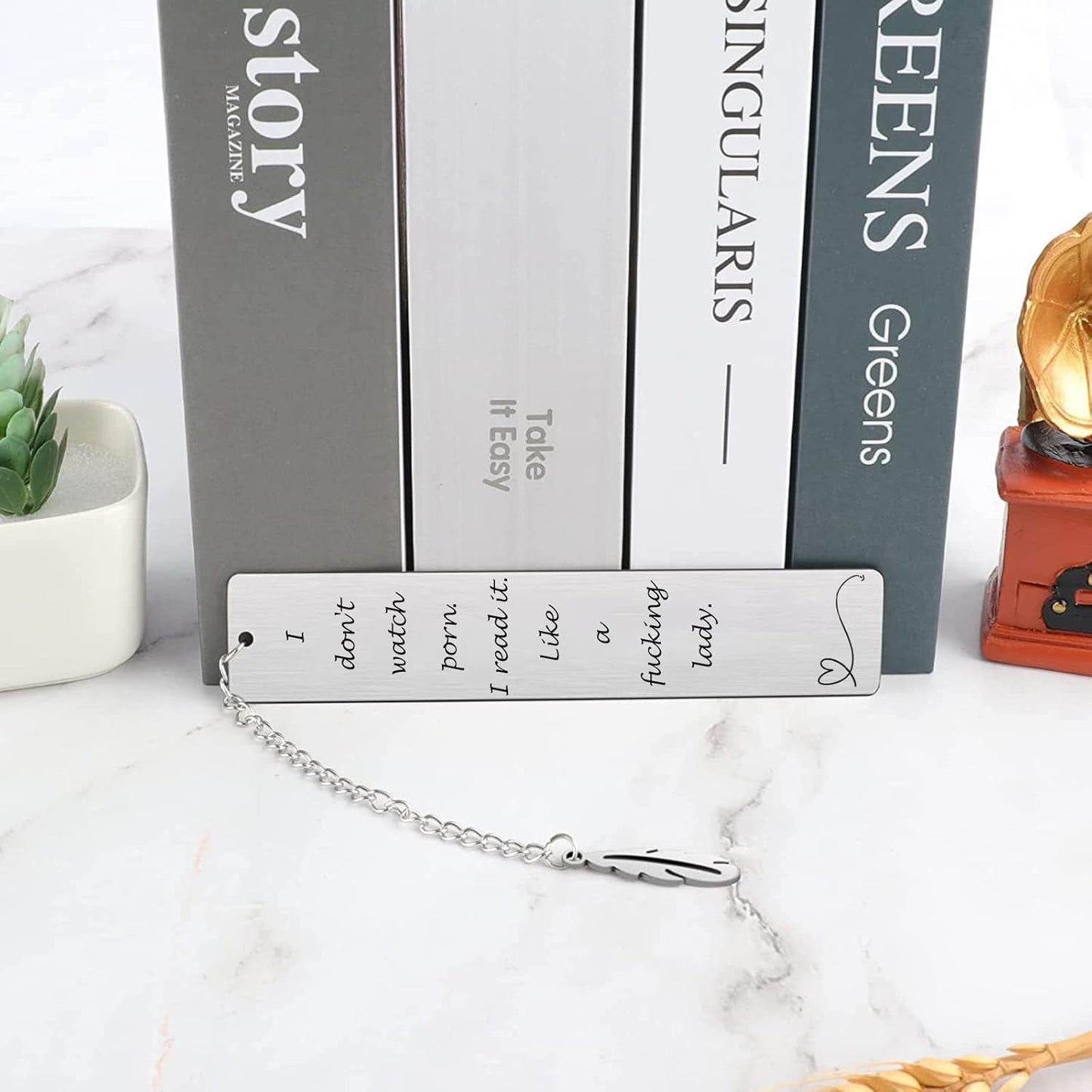 Metal Bookmark Gift, 'I Don't Watch Porn. I Read it Like a Fking Lady' Stainless Steel Leaf Pendant Book Mark with Box for Women, Men, Friends, Teacher, Classmate, Book Lovers