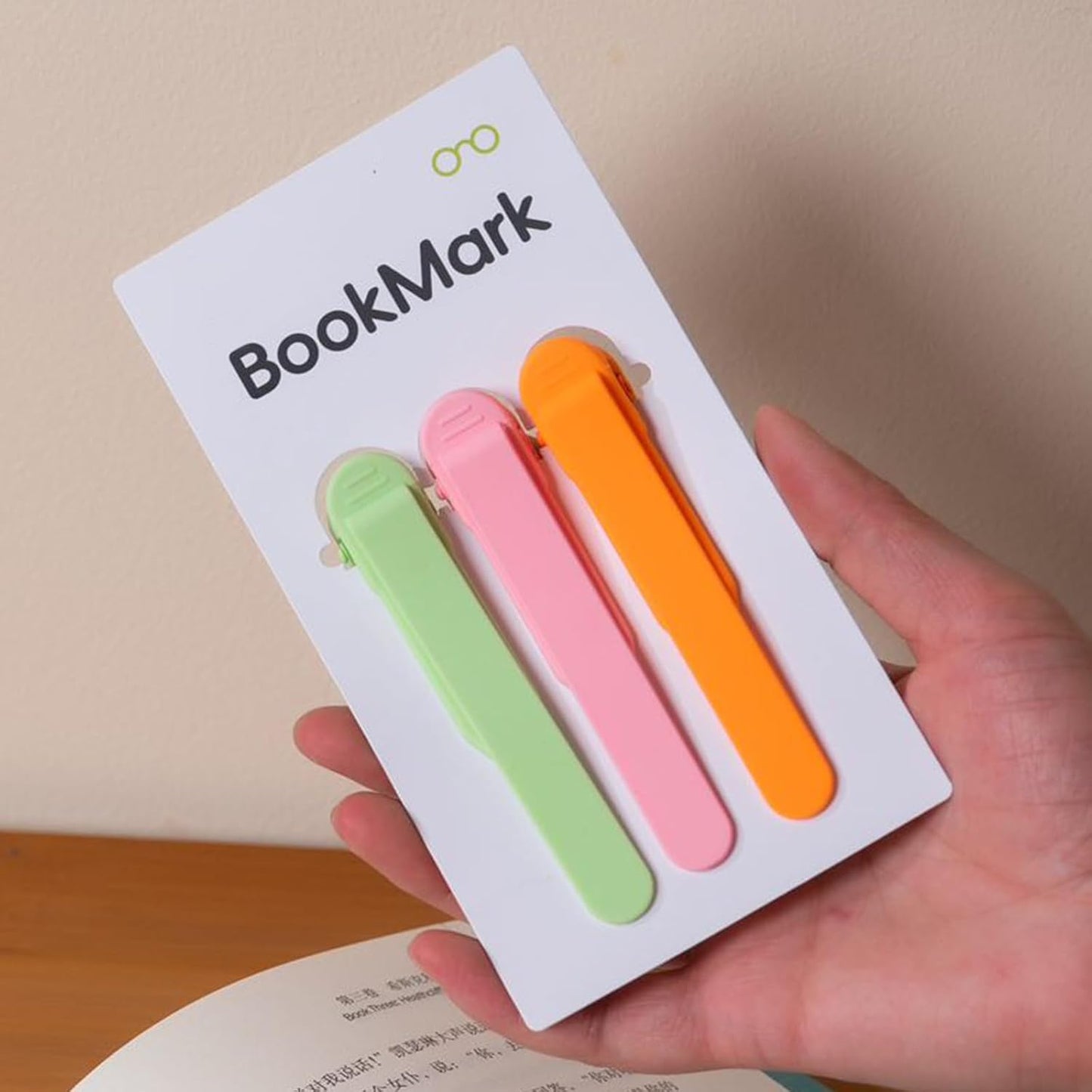 6pcs Automatic Bookmark, Silicone Book Marks for Reading Women, Men, Kids, Book Lovers, Cute Unique Book Markers for Reading, Reading Accessories Gifts for Book Lovers