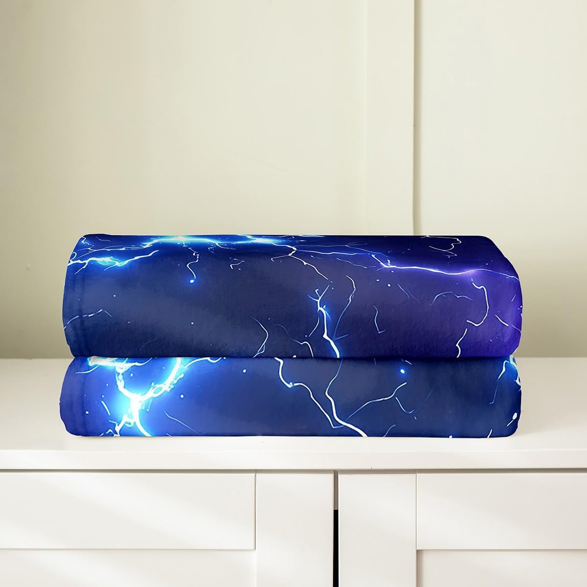 Blue Lightning Flannel Fleece Blanket Throw Size,Super Soft Cozy 3D Lightning Plush Blankets,Lightweight Microfiber Blue and Purple Throw Blanket for Sofa Bed,50x60 Inches