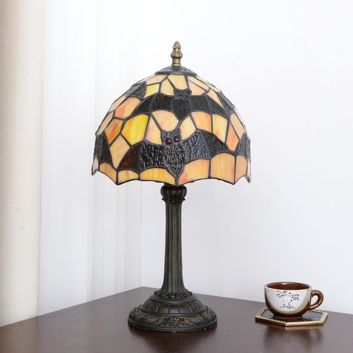 Tiffany Black Bat Stained Glass Table Lamp Handmade Bedside Table Night Unique Cute Accent Nightstand Light Antique Art Craft Gifts Lamp for Home Office Dormitory Bar Decorate
