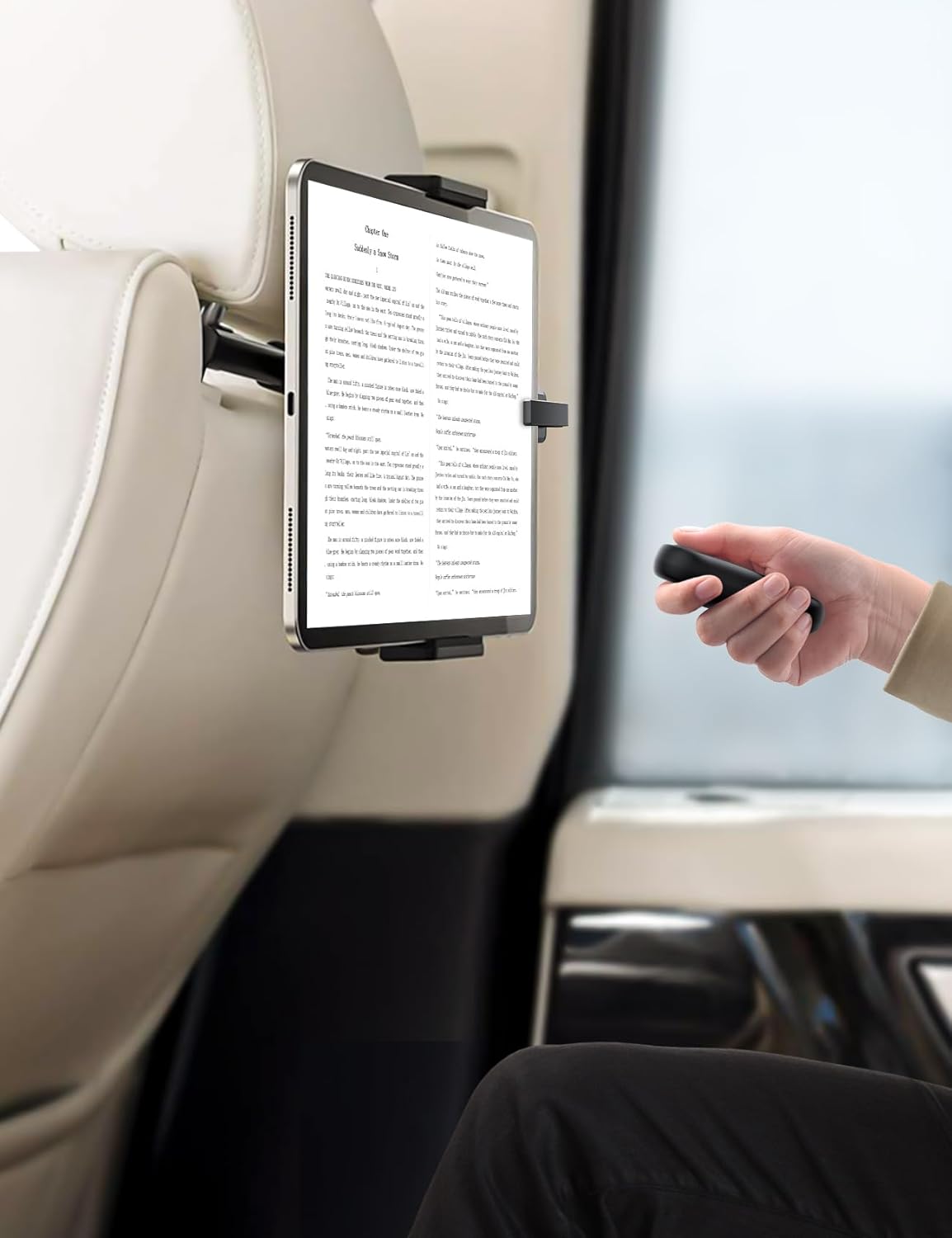 Remote Control Page Turner for Kindle Paperwhite Oasis Kobo eReaders, Ergonomic Remote Control Clicker for Hands-Free Reading, Compatible with Kindle E-Readers and Cases, Ideal for eBooks, Novels