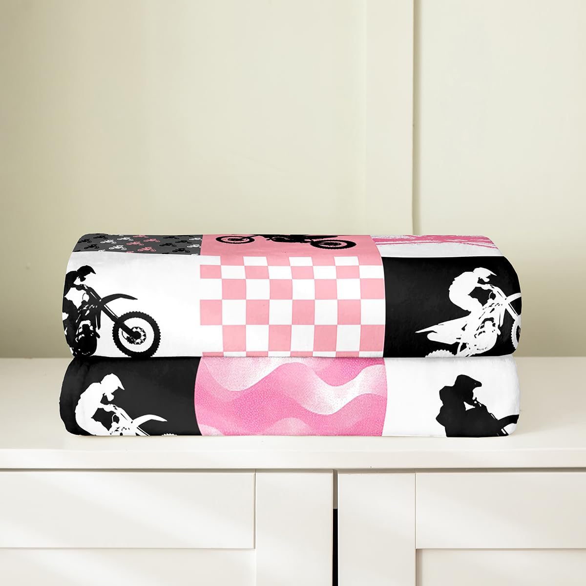 Erosebridal Dirt Bike Blanket Lightweight,Grunge Bike Track Patchwork Throw Blanket Bedroom Decor,Youth Motocross Fleece Flannel Ultra Warm,Gift for Girls,Pink White Grid Soft Soft,Throw