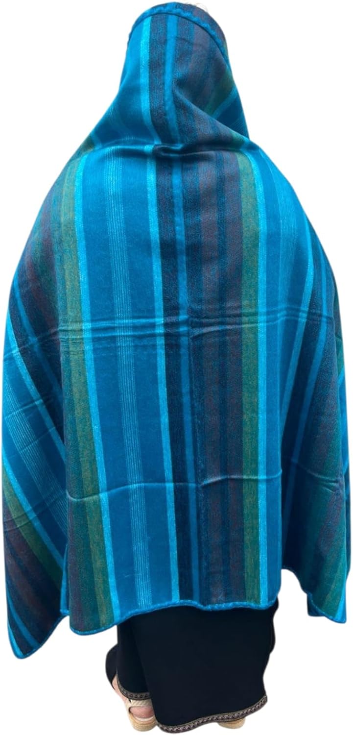 Alpaca Wool Blanket – Naturally Warm and Ultra-Soft Comfort – 95 x 65- Breathable and Hypoallergenic – Non-Itchy Alpaca Blanket, Handwoven, Cozy Feel and Beautiful Natural Texture(Turquoise Blue)