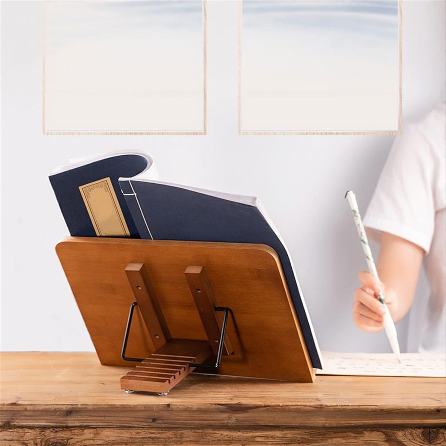 Book Stand Book Holder Tray Wooden Non-Slip Reading Rack Desktop Simple Storage Bookstand Bookholder with Book Clip Cookbook Stand for Kitchen (Size : L)