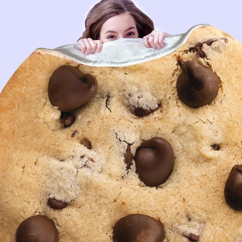 Realistic Chocolate Chip Cookie Blanket | Cozy & Warm | Perfect for Food Lovers | Durable, Machine Washable | Fun Gift for All Ages & Occasions