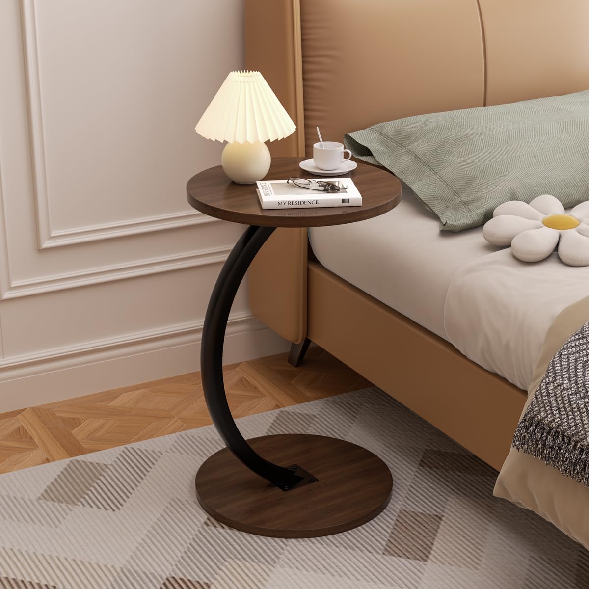 Round Side Table, C Shaped End Table for Couch, Sofa and Bed, Mid Century Modern Small Bedside Table Nightstand for Living Room, Bedroom, Corners and Office(Walnut)