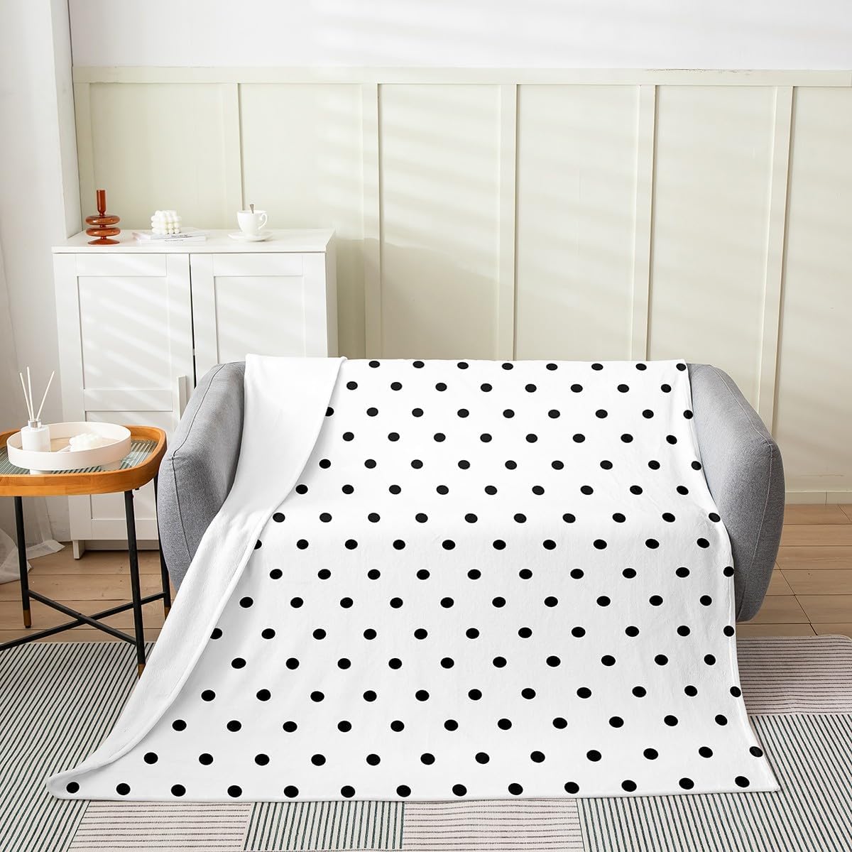Feelyou Cute Black Polka Dots All Season,Bed Blanket Boys Girls Throw 50"x60" Modern Design Plush Throw Blanket, for Sofa Couch Kids Ultra Soft Stylish Flannel Fleece Blanket Simple Style Room Decor