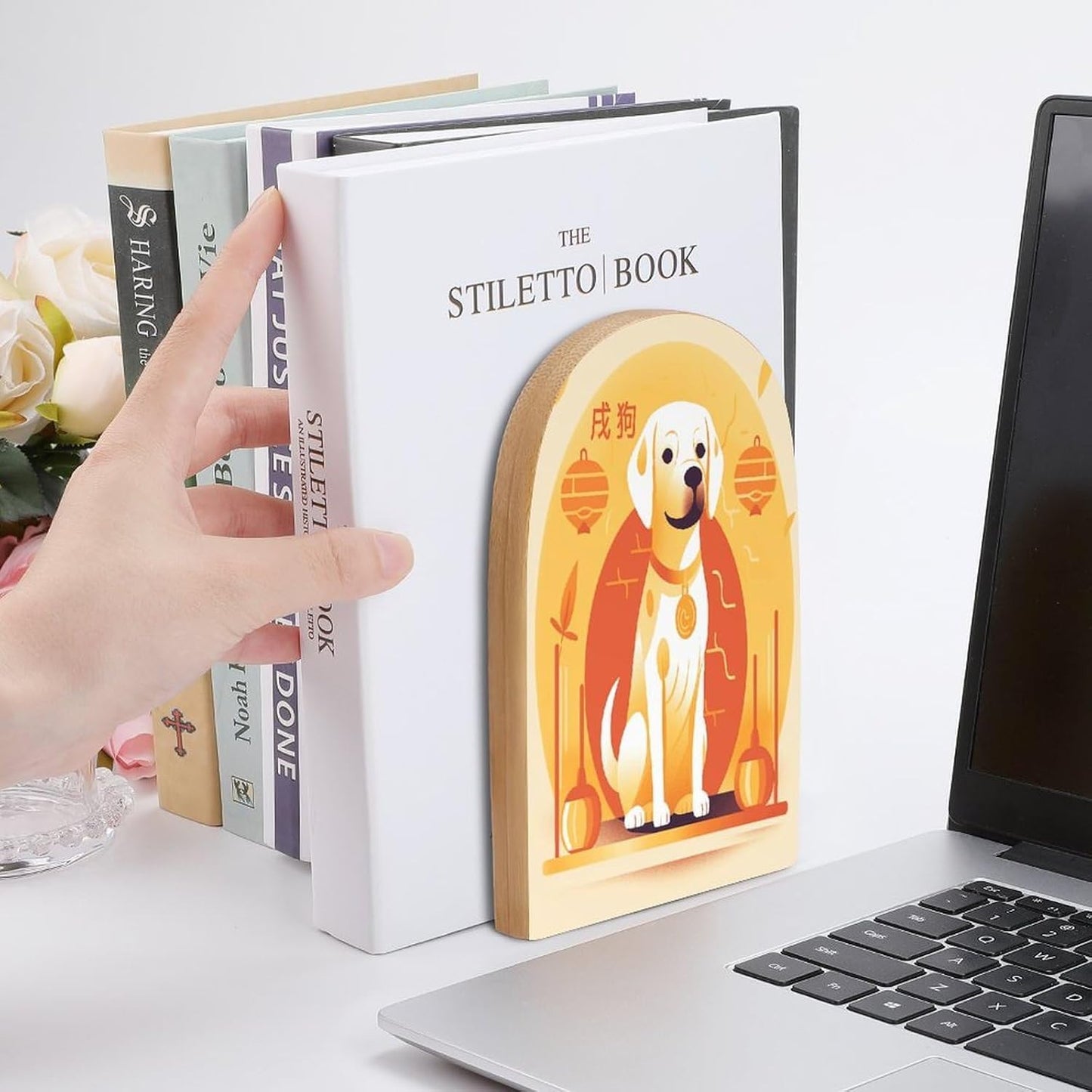 A Dog Sitting Bookend for Shelves Wooden Book End Large Size Sturdy Book Holders Stoppers with Metal Base for Bookshelves Slick Decorative Bookends Stands