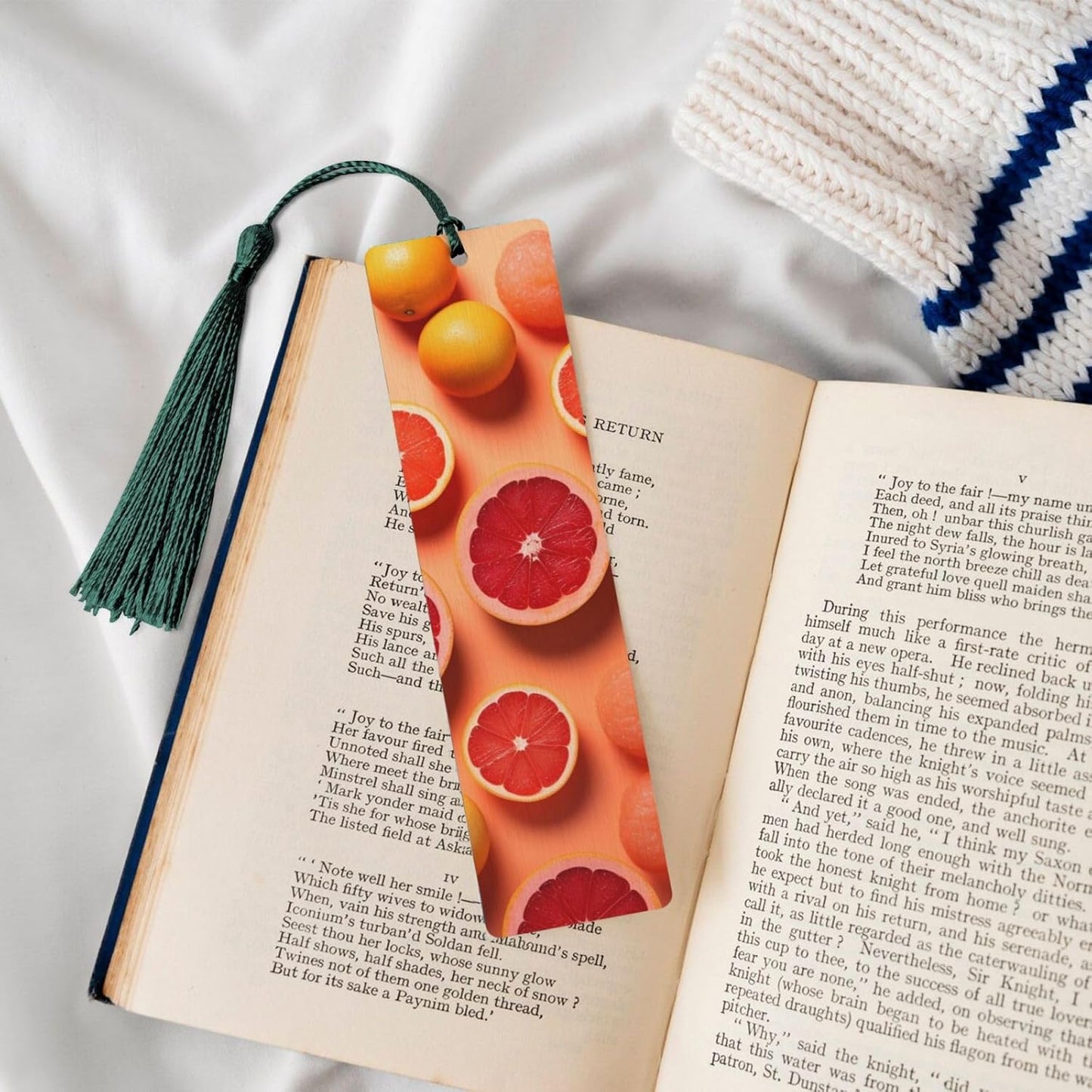 Pile of Grapefruit Slices Bookmarks Gifts for Women Men, Wooden Bookmarks for Book Lovers, Vintage Book Marks Ornaments with Tassel, Unique Personalized Reading Page Markers Dark Green